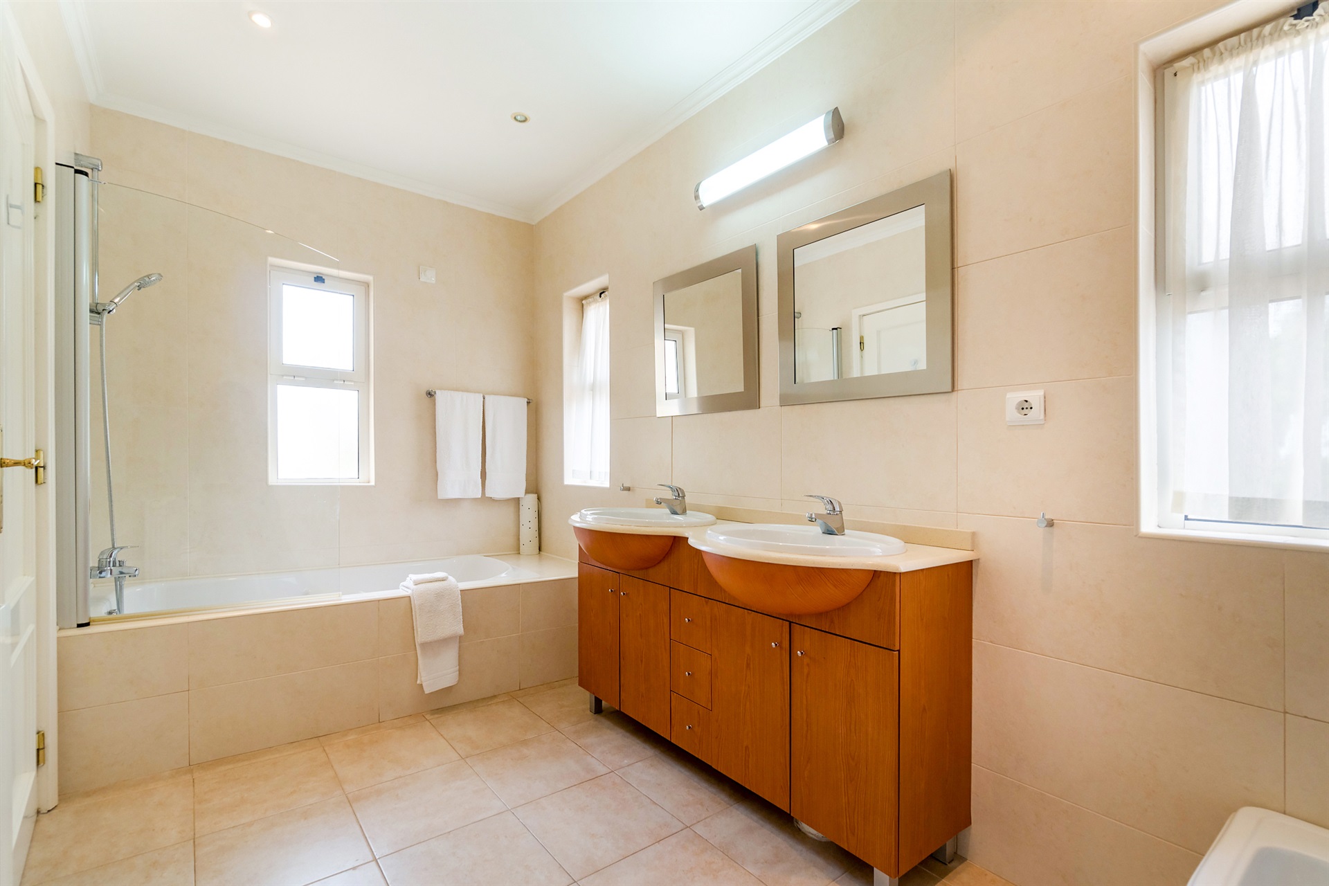  Detached house, 3 bedrooms, for Sale - 物件實景