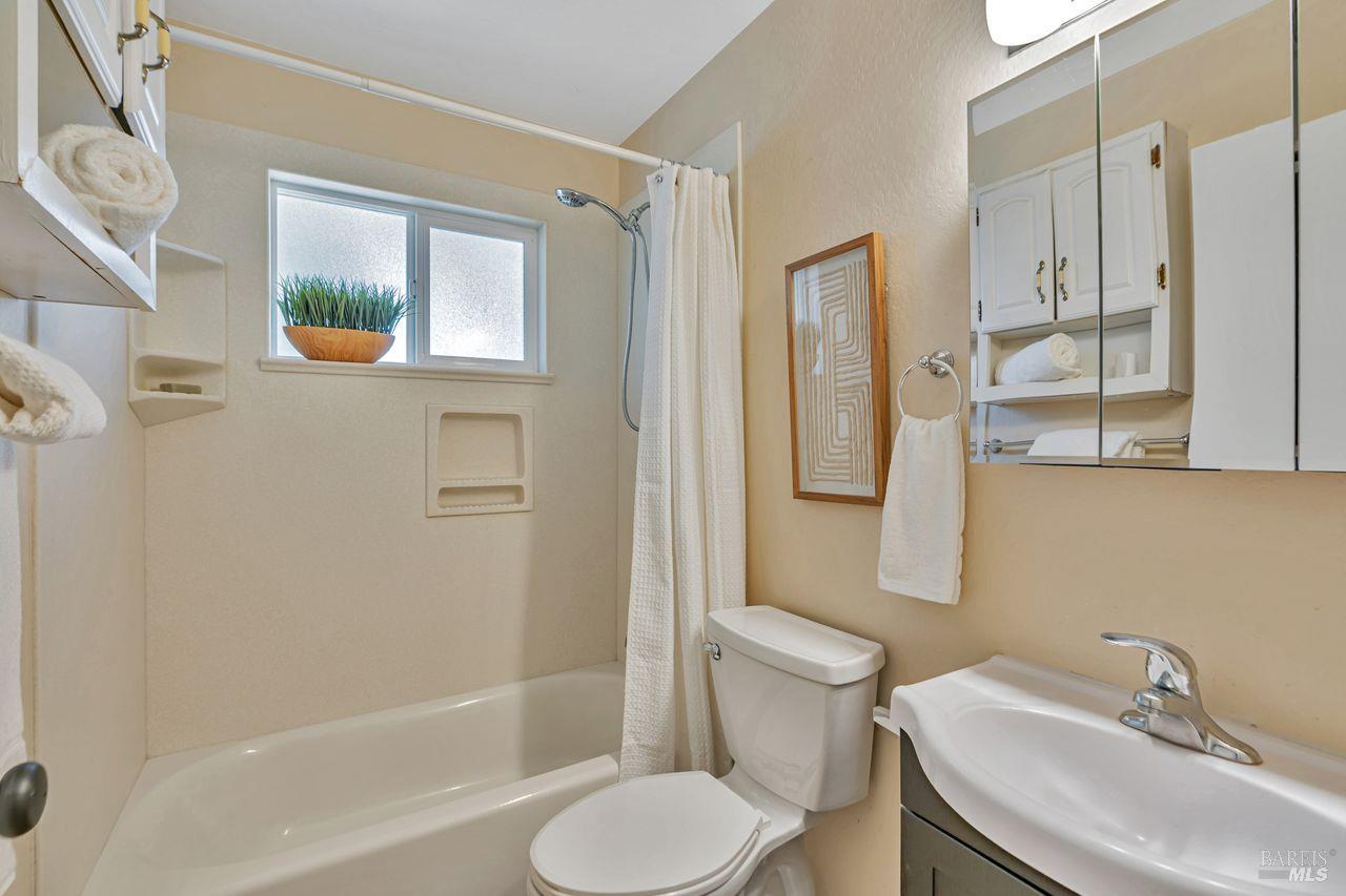 Santa Rosa, California, 95407, United States, ,Residential,For Sale,1941057