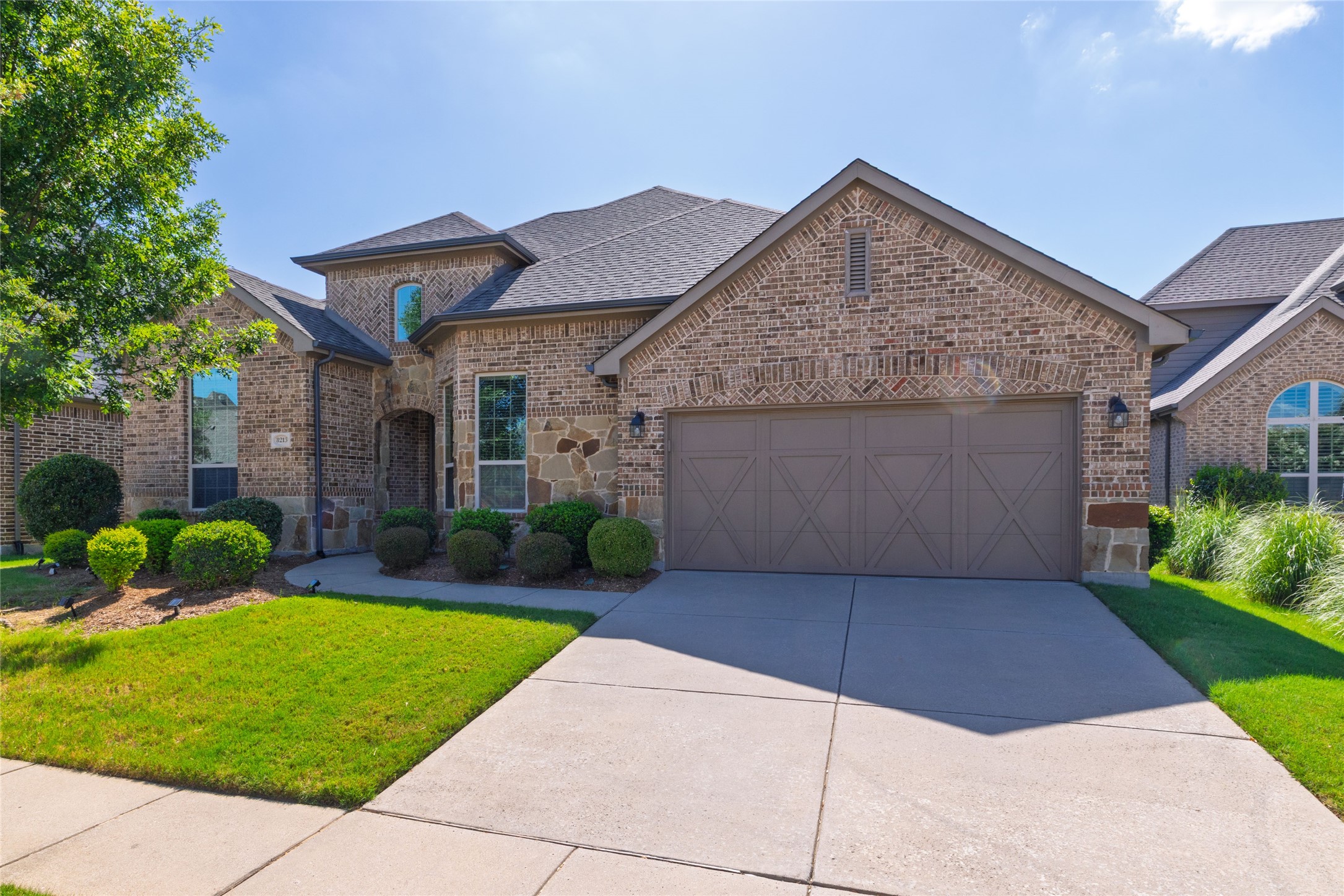 Lantana, Texas, 76226, United States, 3 Bedrooms Bedrooms, ,4 BathroomsBathrooms,Residential,For Sale,1902225