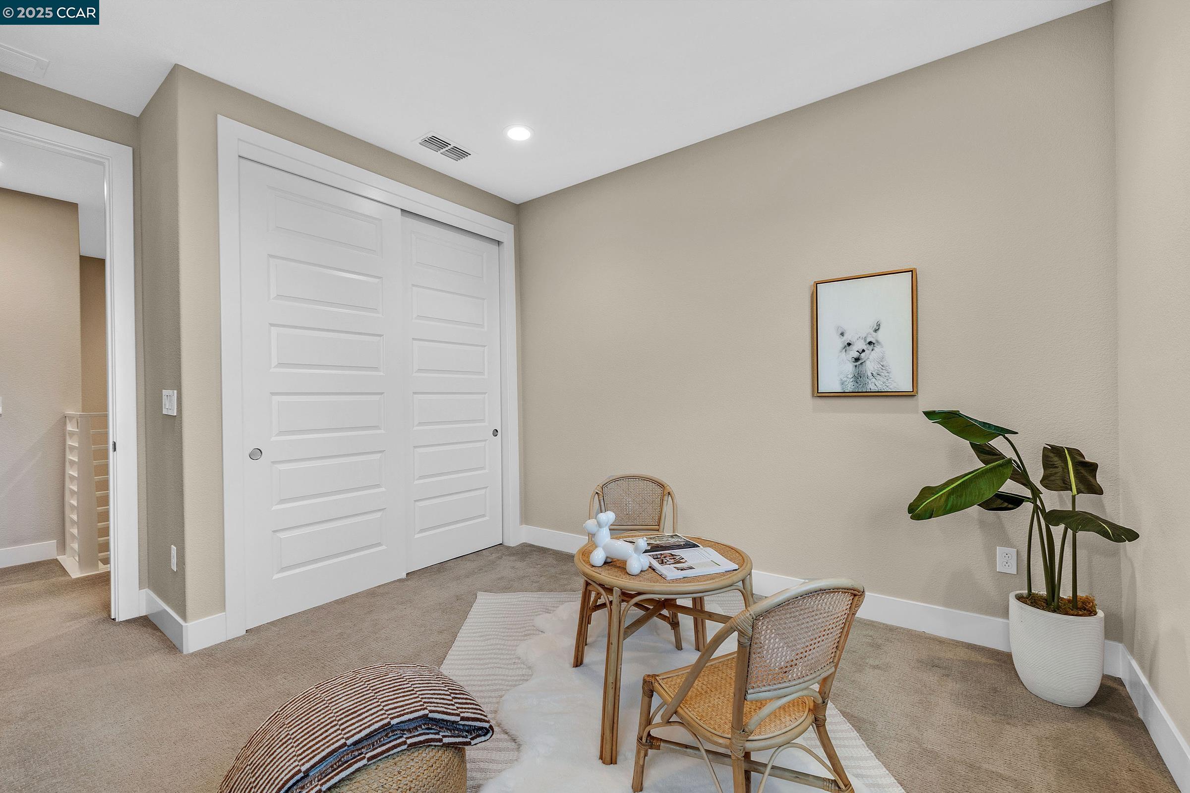 Dublin, California, 94568, United States, 4 Bedrooms Bedrooms, ,3 BathroomsBathrooms,Residential,For Sale,1949817