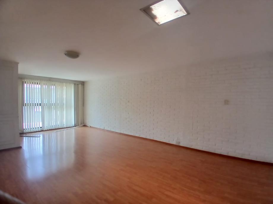 Naucalpan de Juárez, Estado de méxico, 53910, Mexico, 3 Bedrooms Bedrooms, ,3 BathroomsBathrooms,Residential,For Sale,1917737