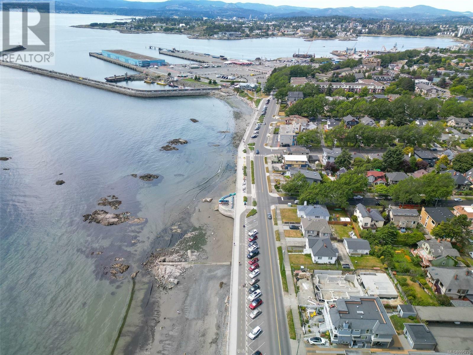 VICTORIA, British Columbia, V8V 1A8, CA, 4 Bedrooms Bedrooms, ,4 BathroomsBathrooms,Residential,For Sale,1876400