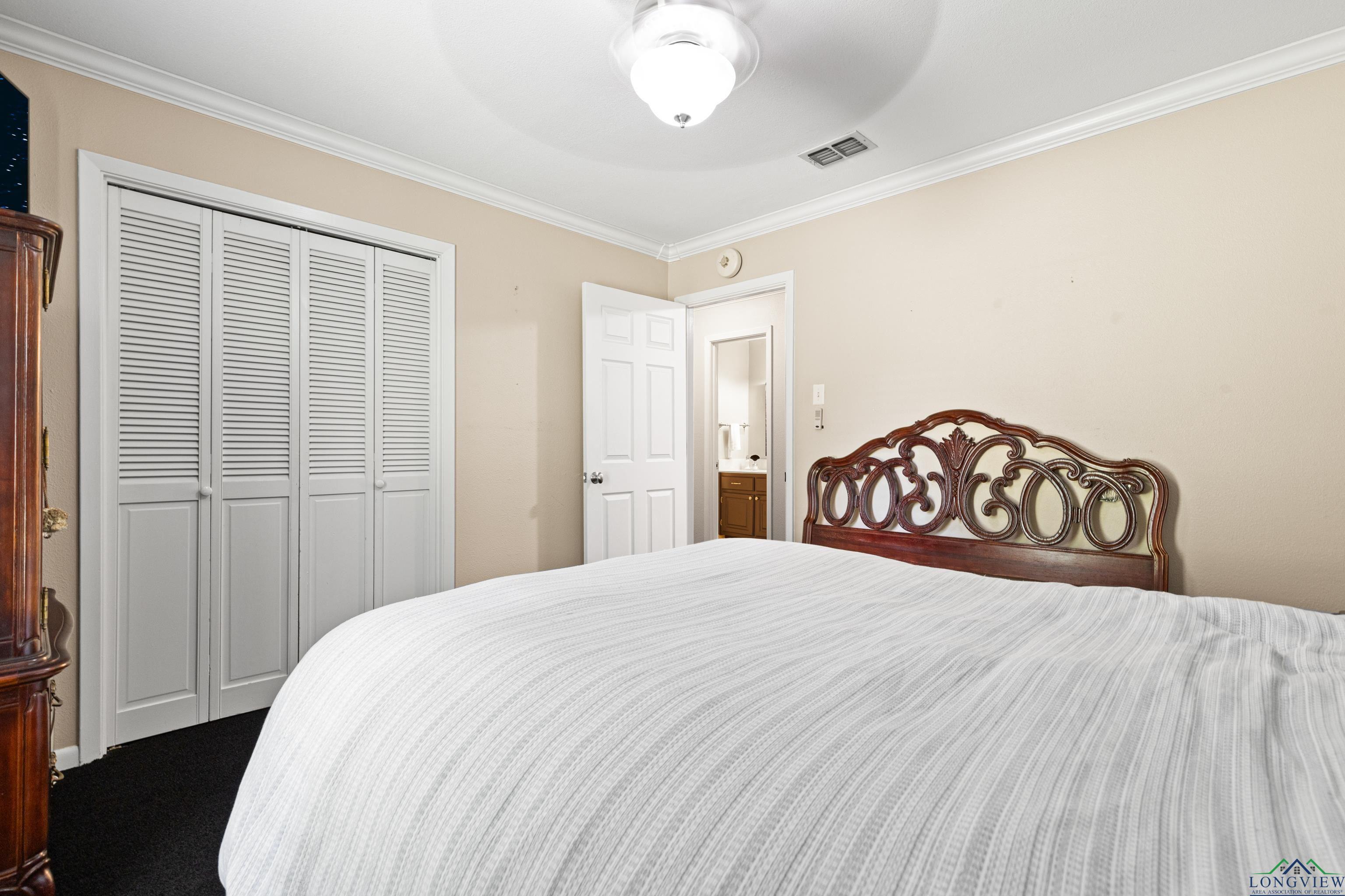 Kilgore, Texas, 75662, United States, 4 Bedrooms Bedrooms, ,3 BathroomsBathrooms,Residential,For Sale,1949860