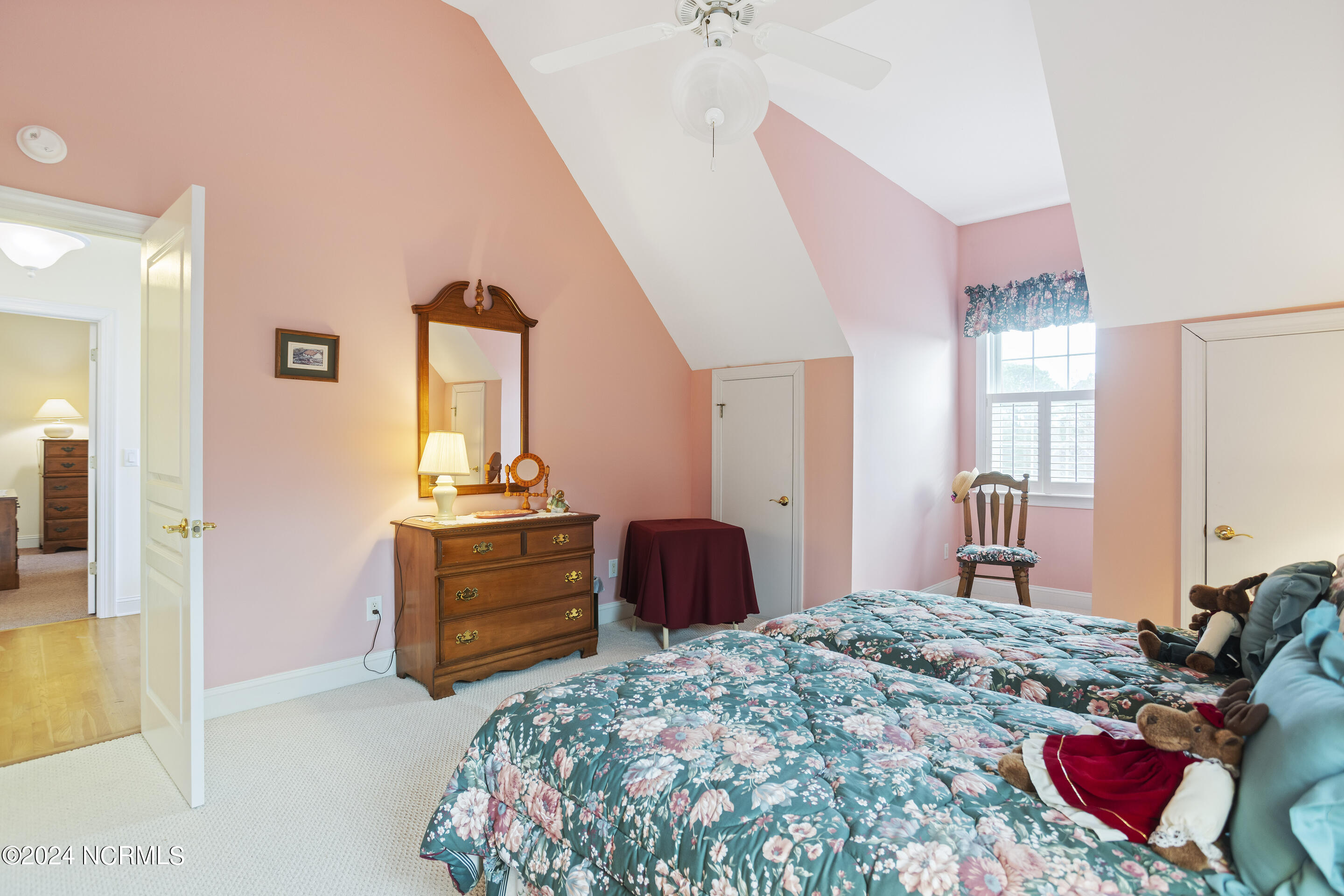 Southport, North Carolina, 28461, United States, 3 Bedrooms Bedrooms, ,5 BathroomsBathrooms,Residential,For Sale,1827148