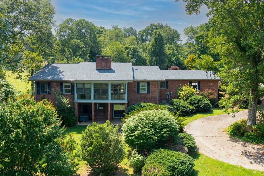 Blairsville, Georgia, 30512, United States, 4 Bedrooms Bedrooms, ,3 BathroomsBathrooms,Residential,For Sale,1930011