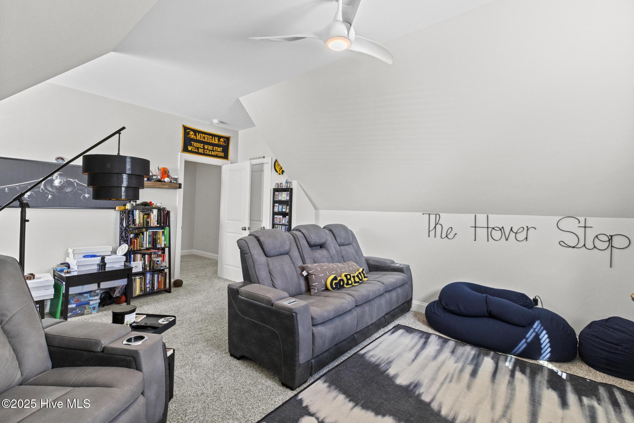 Peletier, North Carolina, 28584, United States, 4 Bedrooms Bedrooms, ,3 BathroomsBathrooms,Residential,For Sale,1976266