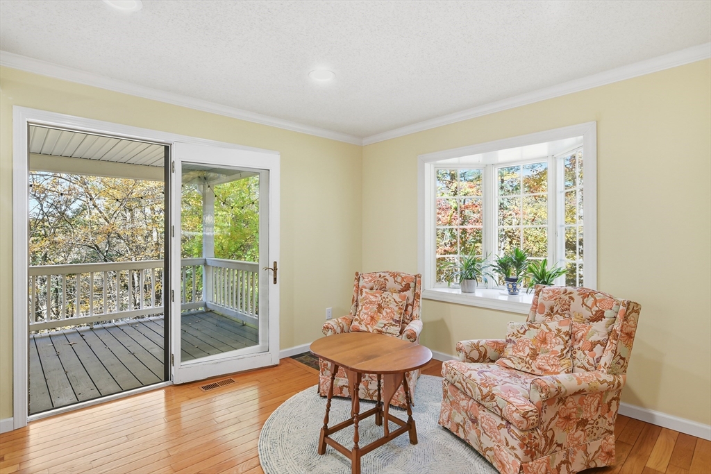 Monson, Massachusetts, 01057, United States, 4 Bedrooms Bedrooms, ,3 BathroomsBathrooms,Residential,For Sale,1969322