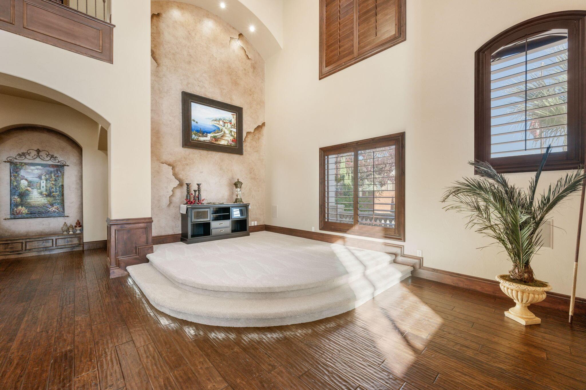 Washington, Utah, 84780, United States, 8 Bedrooms Bedrooms, ,9 BathroomsBathrooms,Residential,For Sale,1988893