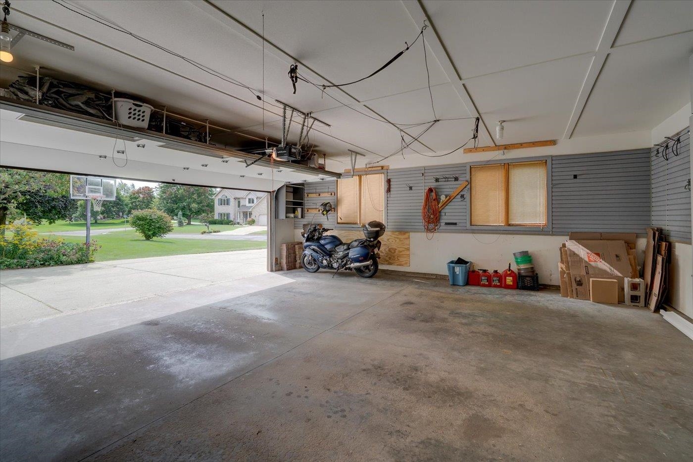 Fitchburg, Wisconsin, 53711, United States, 4 Bedrooms Bedrooms, ,4 BathroomsBathrooms,Residential,For Sale,1977409