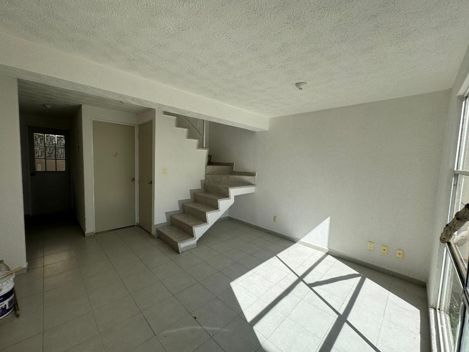 HACIENDA DEL VERGEL, Toluca, Estado de méxico, 50210, Mexico, 3 Bedrooms Bedrooms, ,1 BathroomBathrooms,Residential,For Sale,HACIENDA DEL VERGEL,1672294