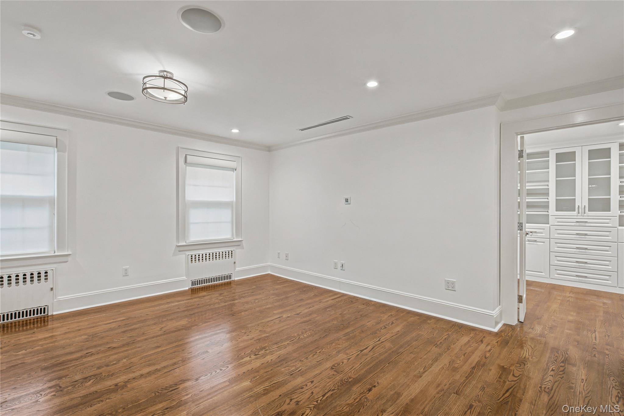  118 4th Street, Garden City, NY, 11530 - 物件實景