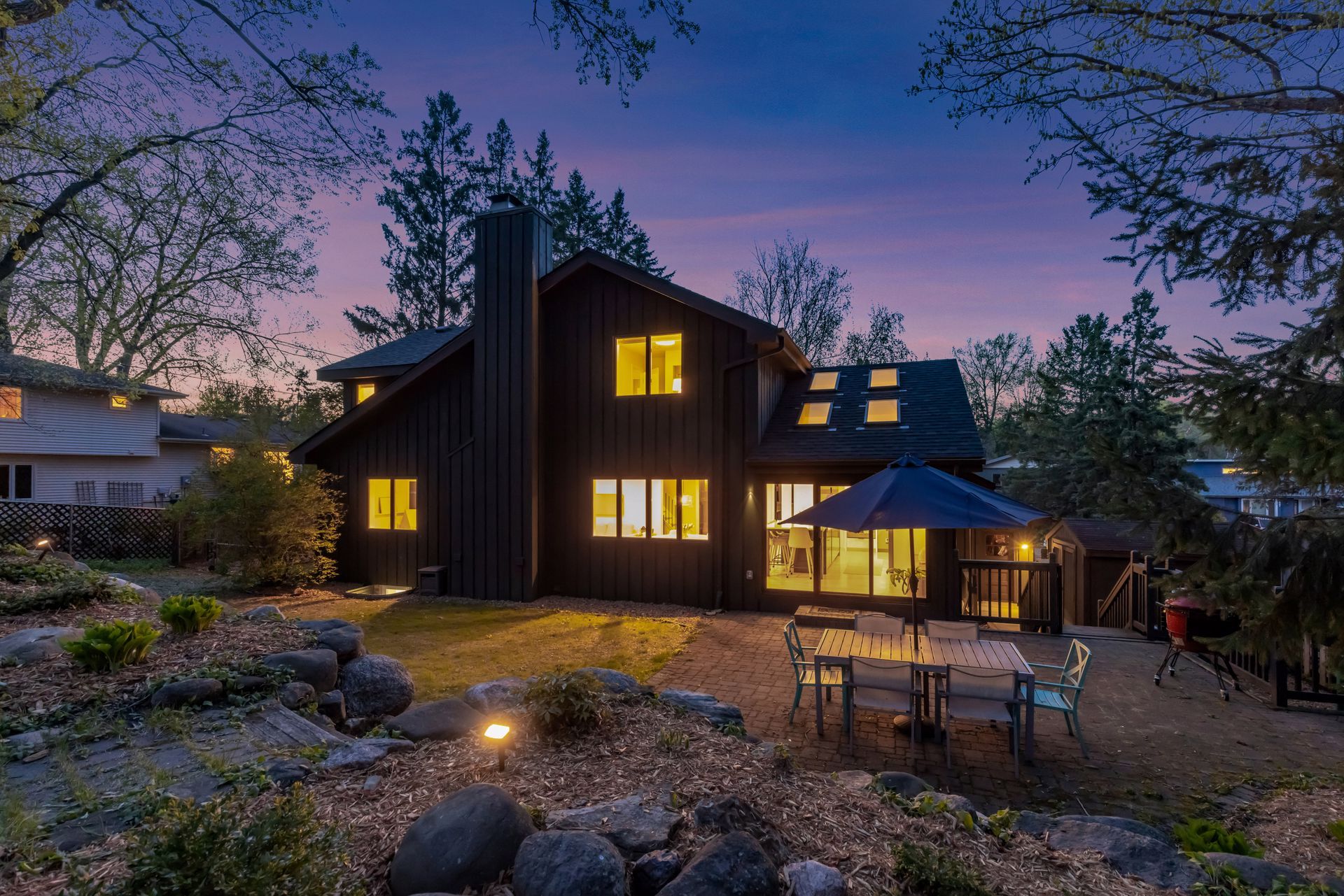  Bright Updated Home Near Parks and Snail Lake - 物件實景