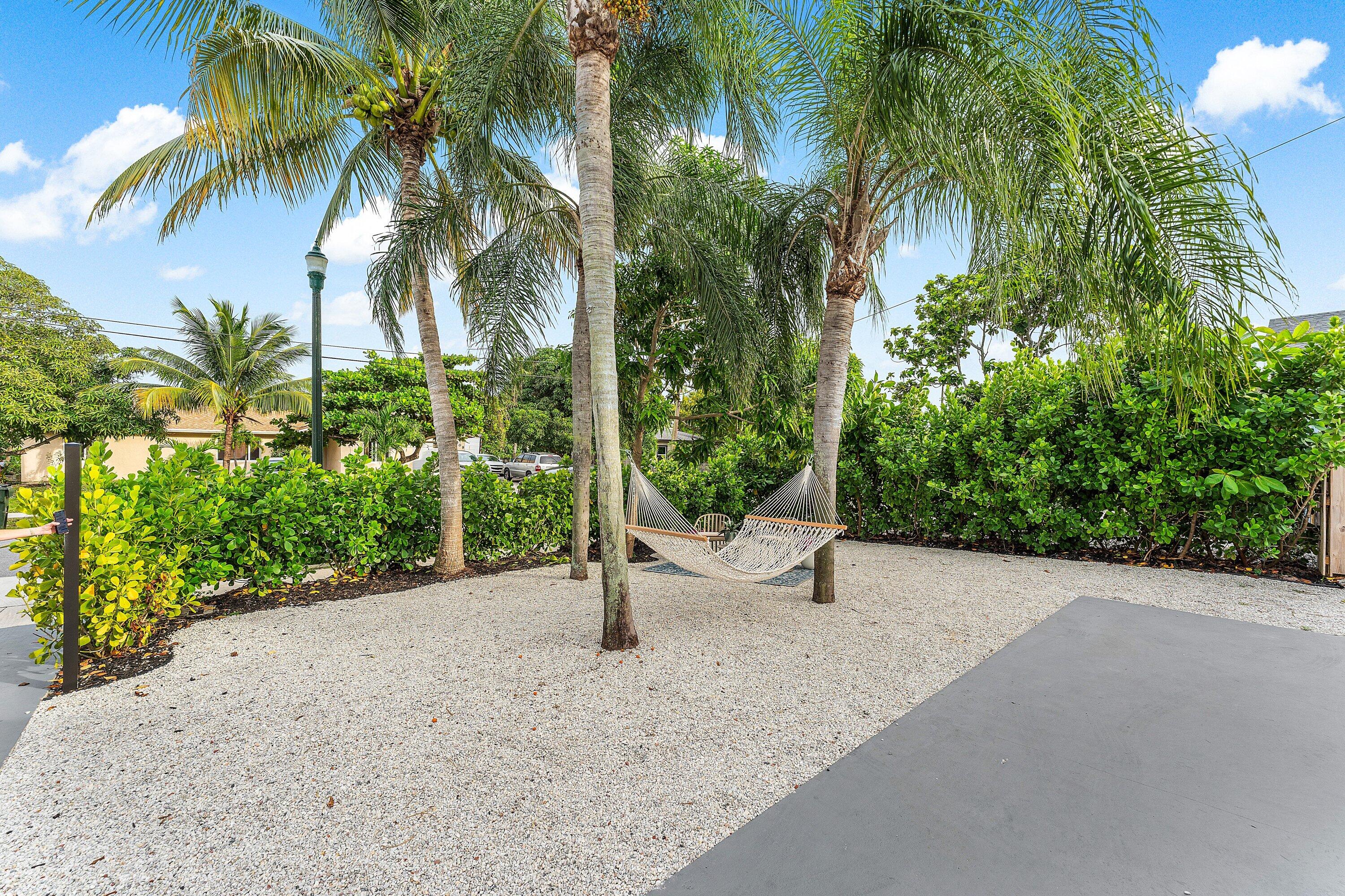 Delray Beach, Florida, 33483, United States, 4 Bedrooms Bedrooms, ,2 BathroomsBathrooms,Residential,For Sale,1987972