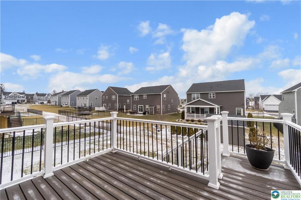 Catasauqua, Pennsylvania, 18032, United States, 5 Bedrooms Bedrooms, ,5 BathroomsBathrooms,Residential,For Sale,2008861