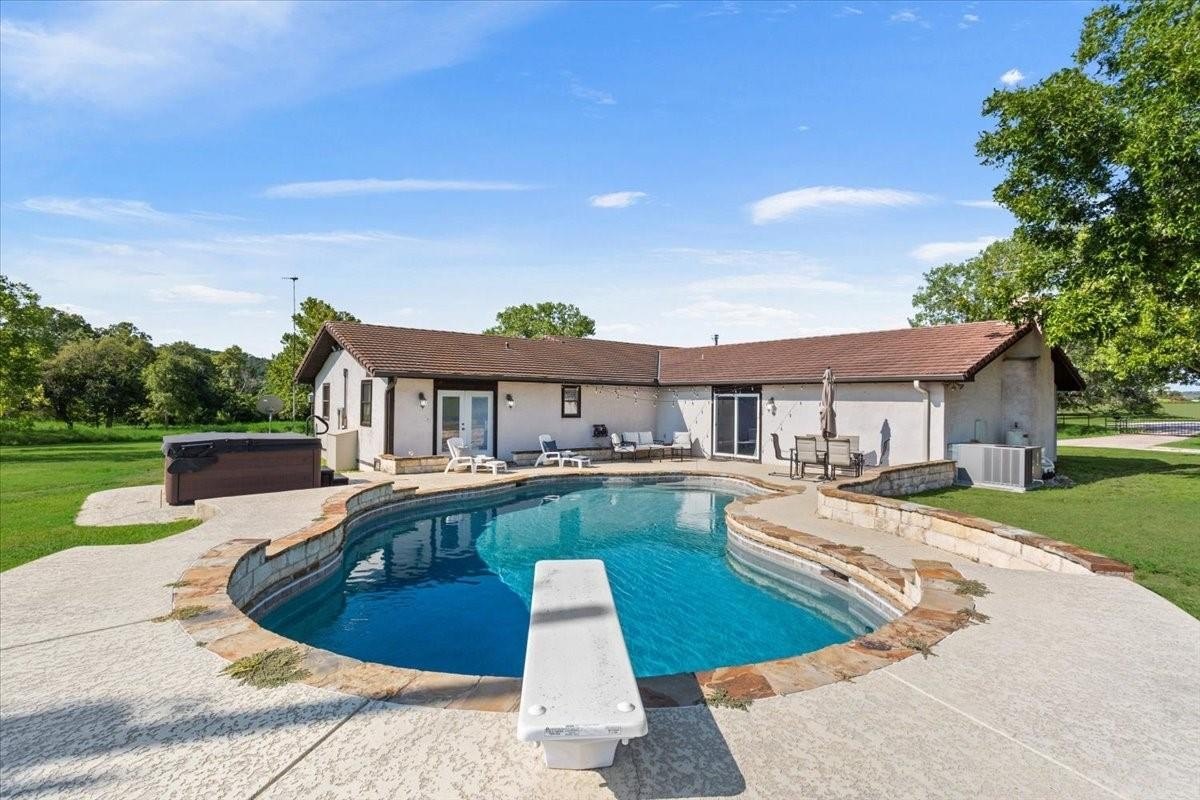 Burnet, Texas, 78611, United States, 4 Bedrooms Bedrooms, ,3 BathroomsBathrooms,Residential,For Sale,1869467