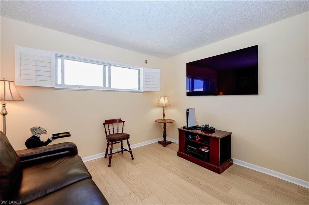 Naples, Florida, 34102, United States, 2 Bedrooms Bedrooms, ,2 BathroomsBathrooms,Residential,For Sale,1867341