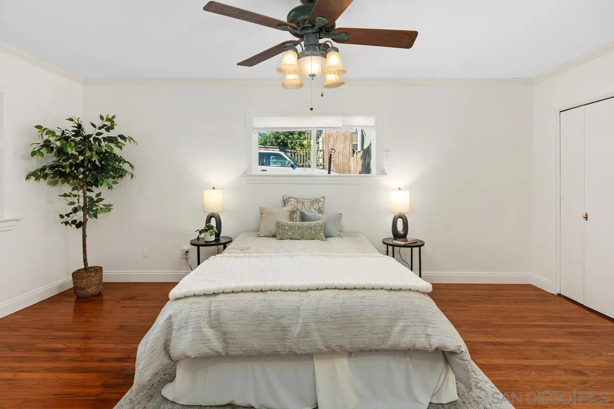 Spring Valley, California, 91977, United States, 3 Bedrooms Bedrooms, ,2 BathroomsBathrooms,Residential,For Sale,2001850