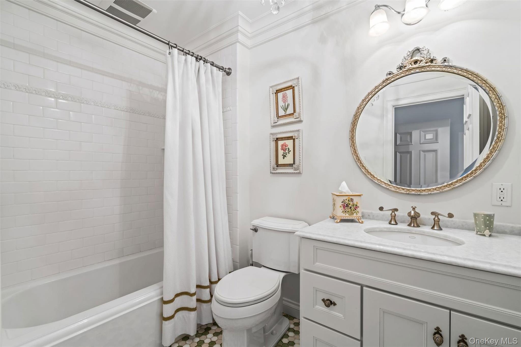  697 Short Beach Road, Nissequogue, NY, 11780 - 物件實景