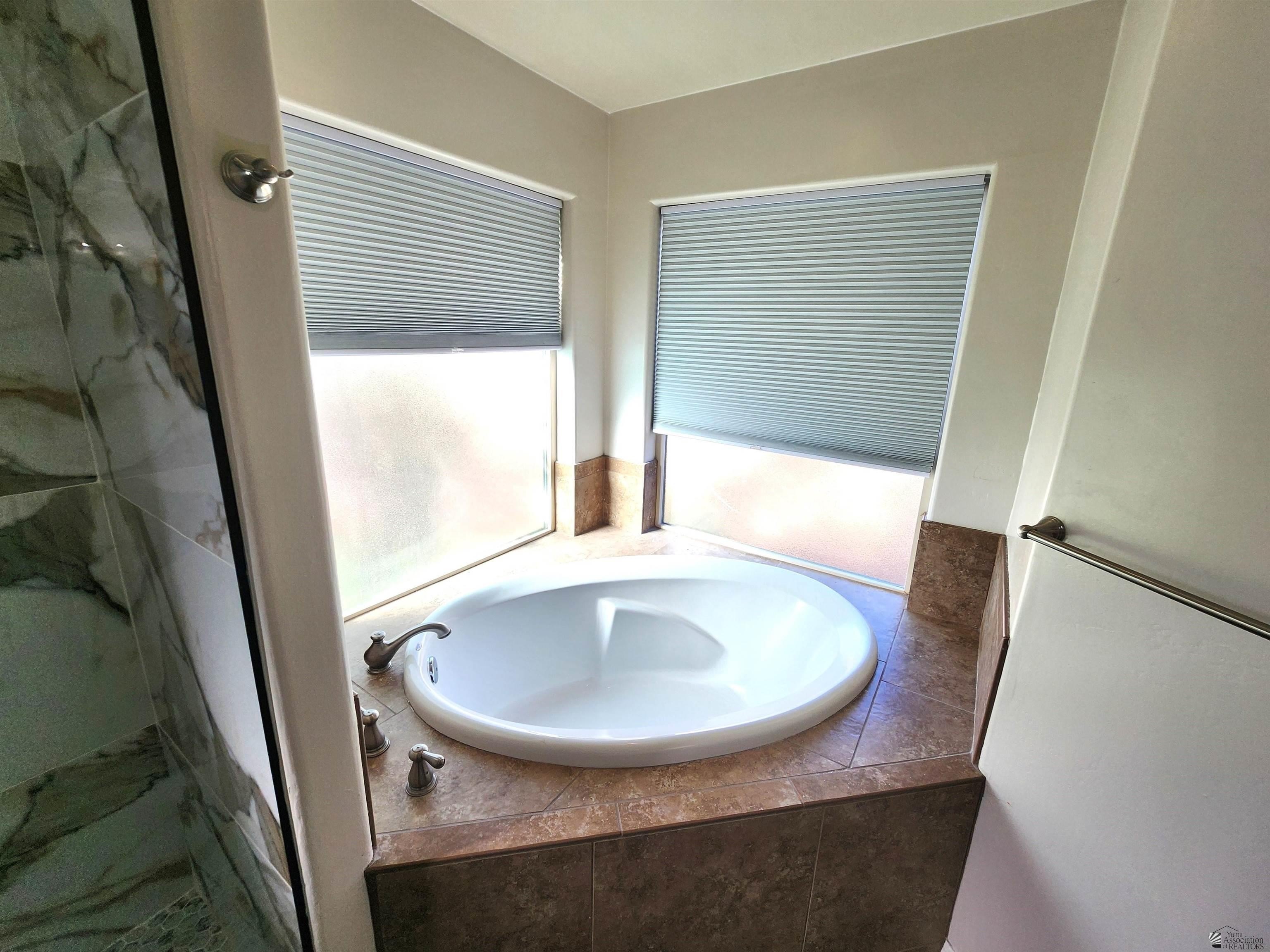 Yuma, Arizona, 85365, United States, 4 Bedrooms Bedrooms, ,1 BathroomBathrooms,Residential,For Sale,1976957