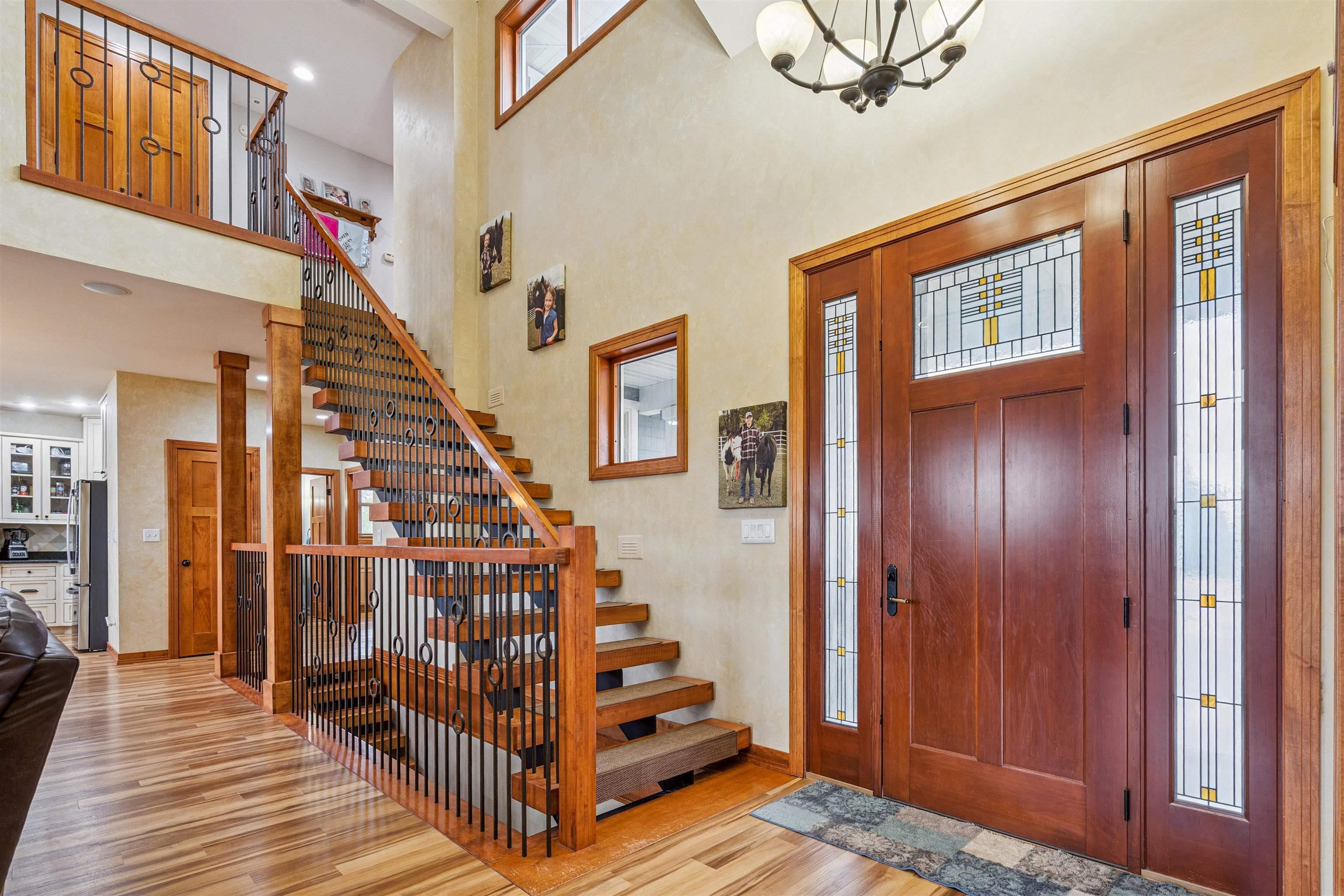 Waverly, Iowa, 50677, United States, 4 Bedrooms Bedrooms, ,4 BathroomsBathrooms,Residential,For Sale,1974808