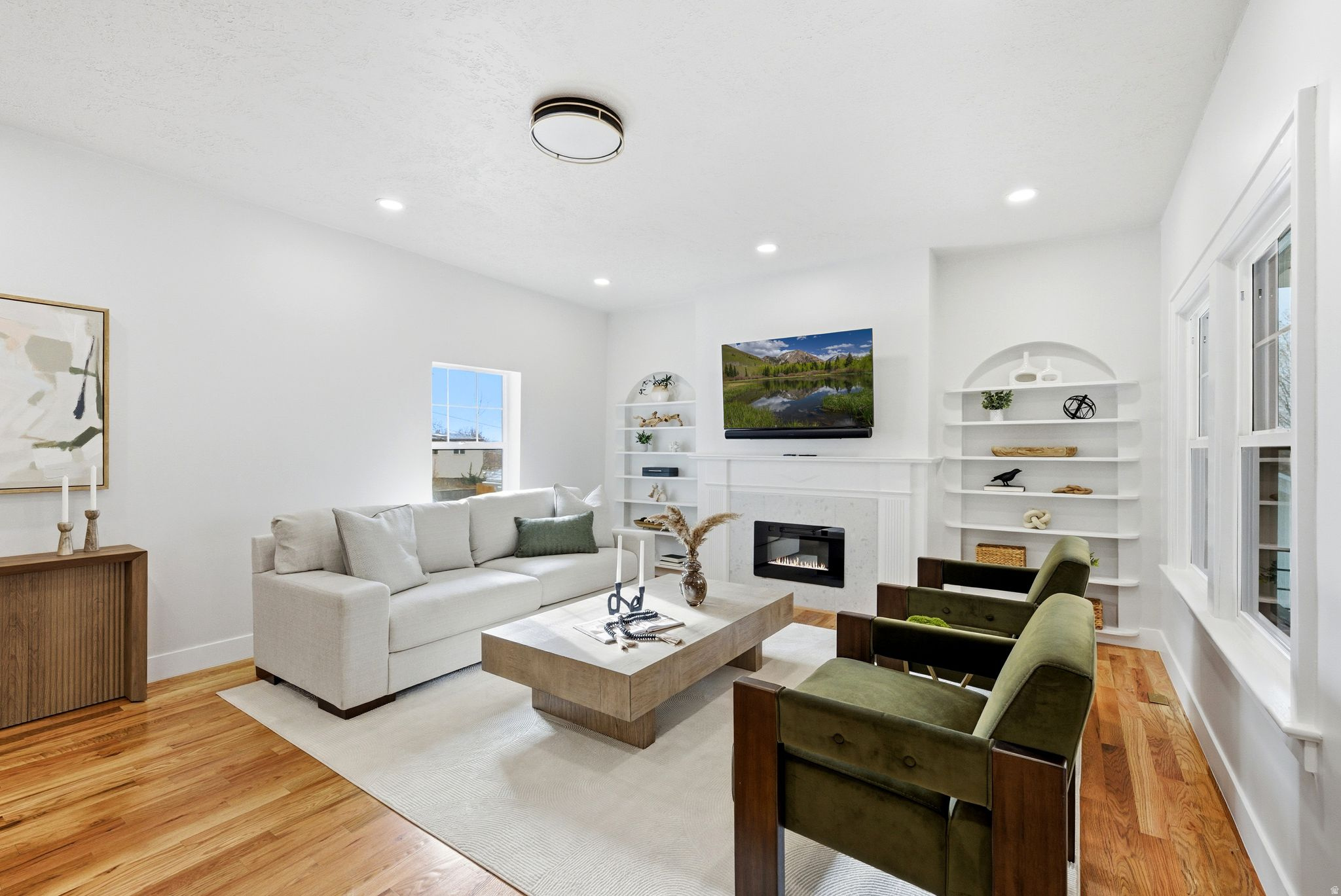 Salt Lake City, Utah, 84105, United States, 4 Bedrooms Bedrooms, ,2 BathroomsBathrooms,Residential,For Sale,2001722