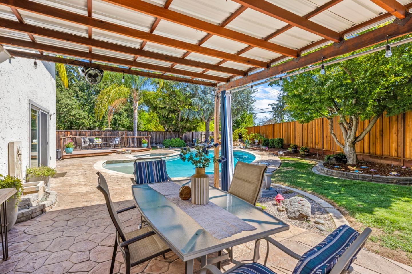 Morgan Hill, California, 95037, United States, 5 Bedrooms Bedrooms, ,3 BathroomsBathrooms,Residential,For Sale,1934202