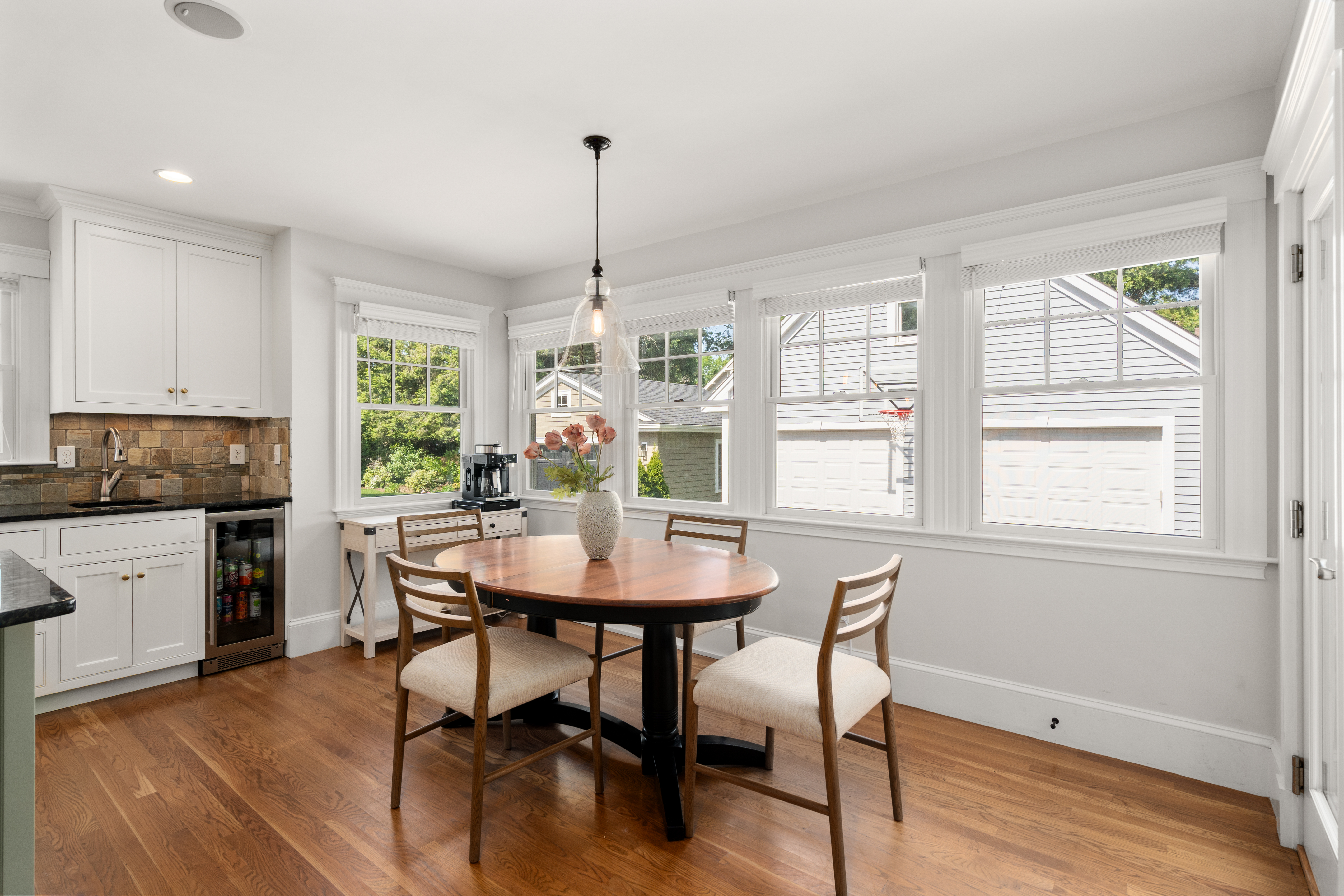  19 Mayo Avenue, Needham, MA, 02492 - 物件實景