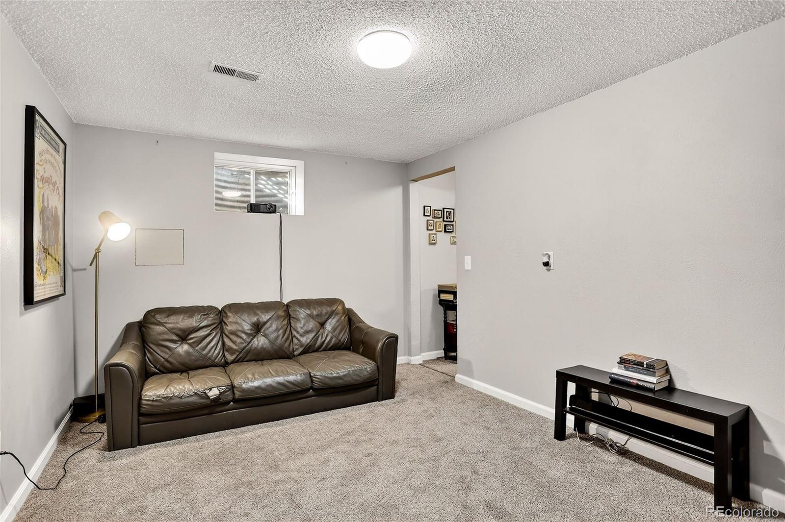 Centennial, Colorado, 80015, United States, 4 Bedrooms Bedrooms, ,2 BathroomsBathrooms,Residential,For Sale,1988993