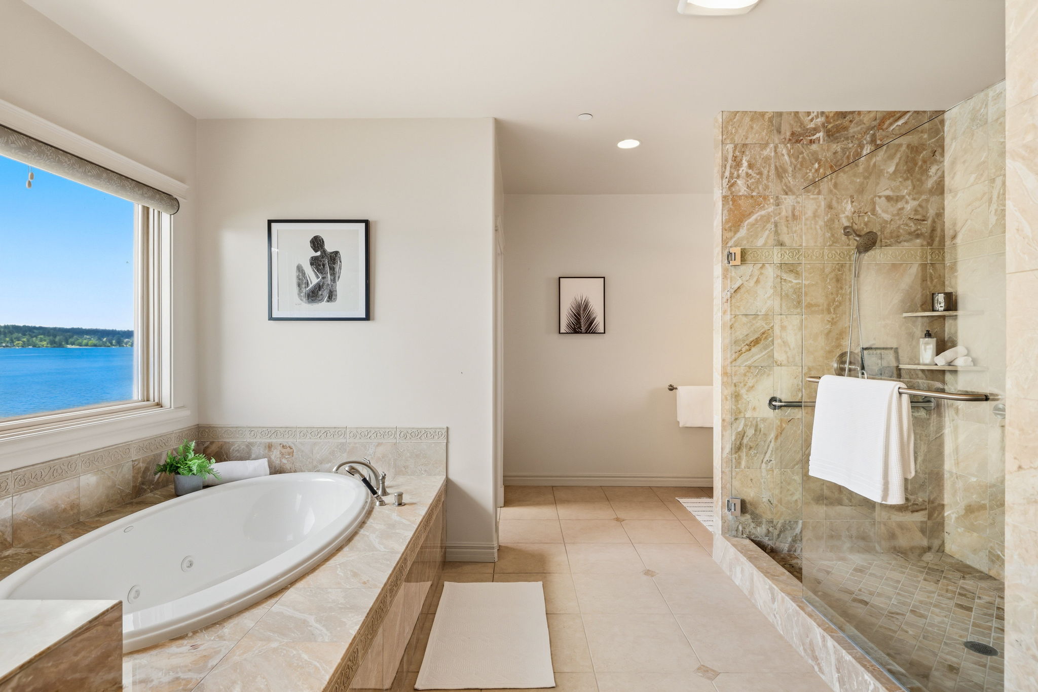  2837 East Lake Sammamish Parkway Northeast, Sammamish, WA 98074 - 物件實景
