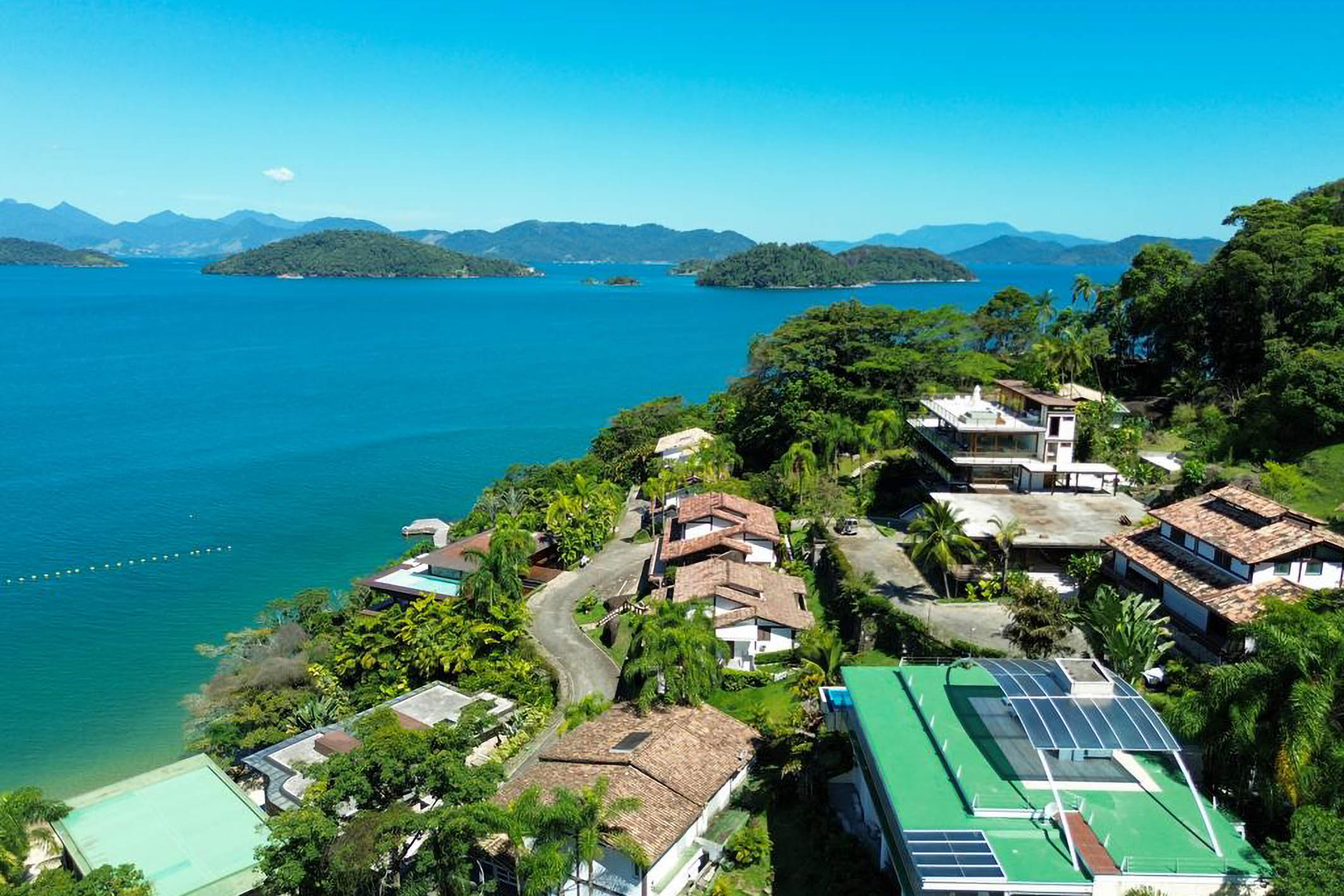  House at Iate Clube de Santos in Angra dos Reis - 物件實景