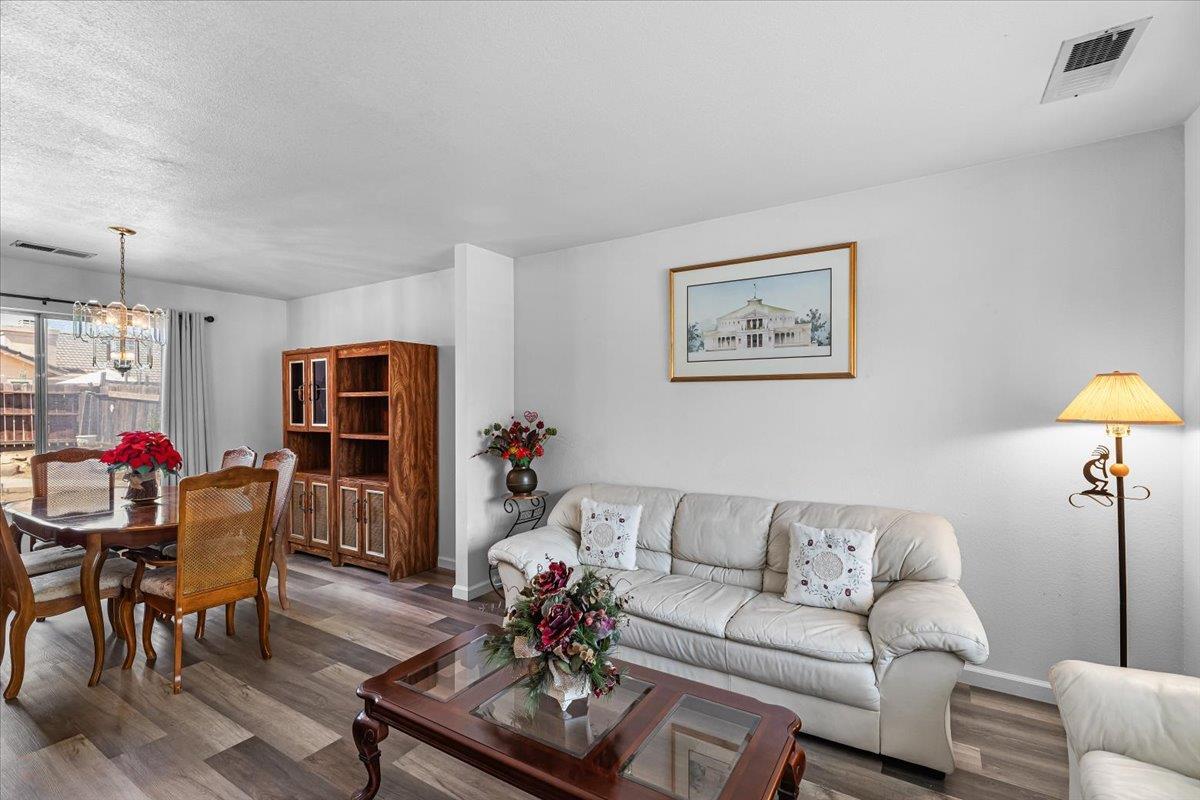 Ceres, California, 95307, United States, 4 Bedrooms Bedrooms, ,3 BathroomsBathrooms,Residential,For Sale,1938445