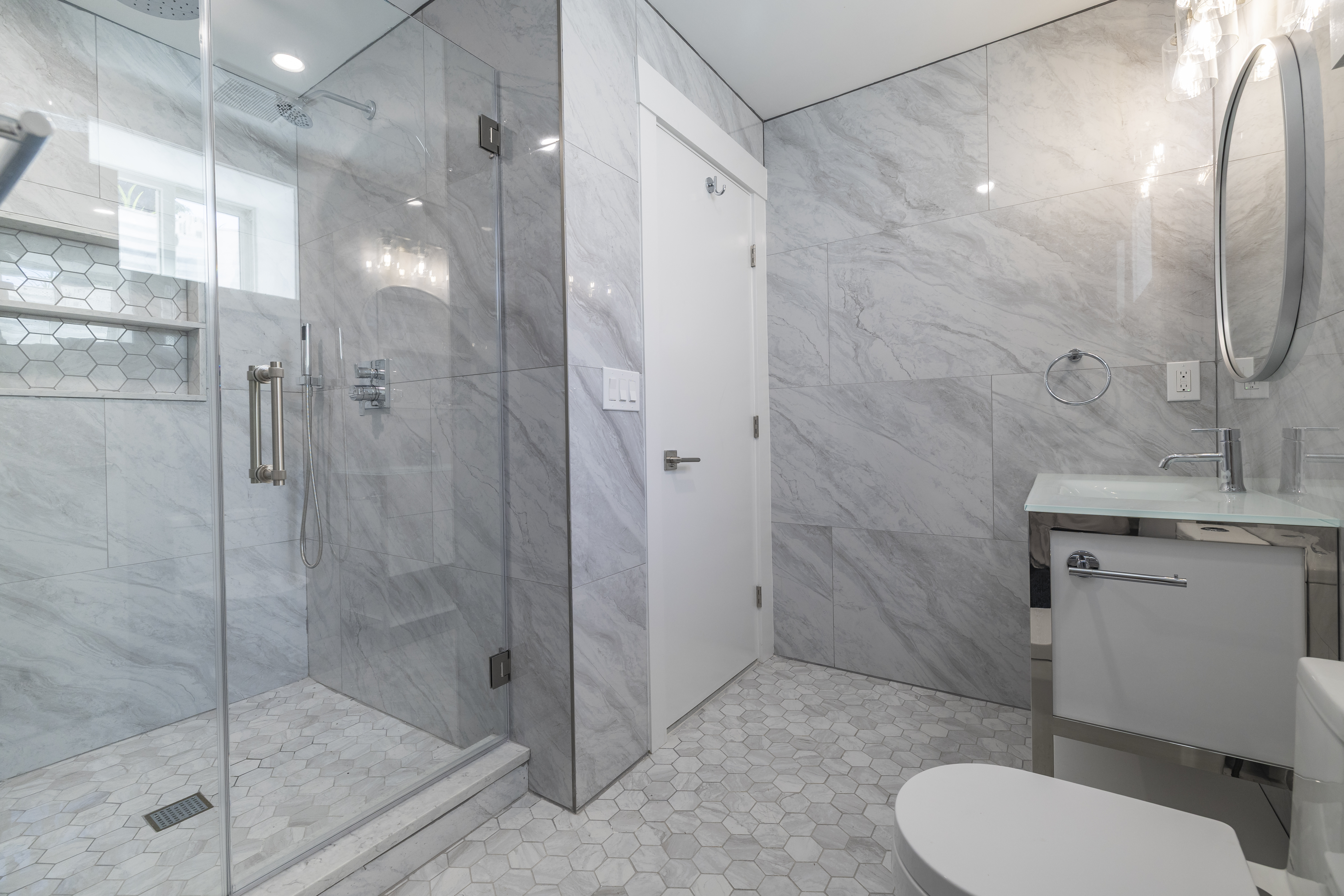  8 Van Cott Place, North Bellmore, NY, 11710 - 物件實景