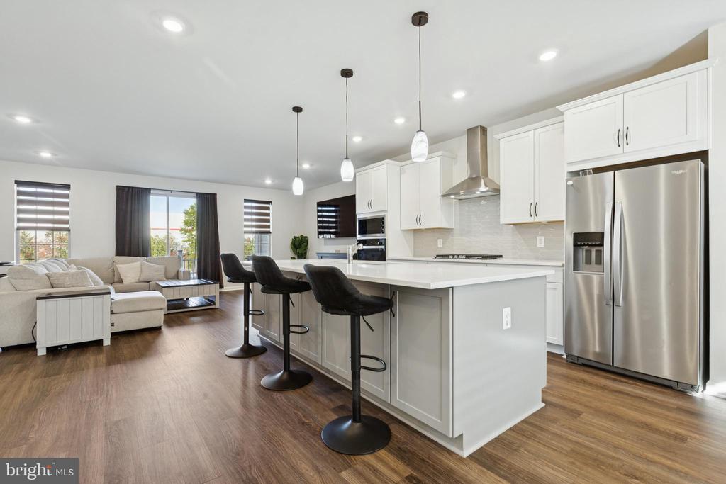 Leesburg, Virginia, 20176, United States, 4 Bedrooms Bedrooms, ,4 BathroomsBathrooms,Residential,For Sale,1983431