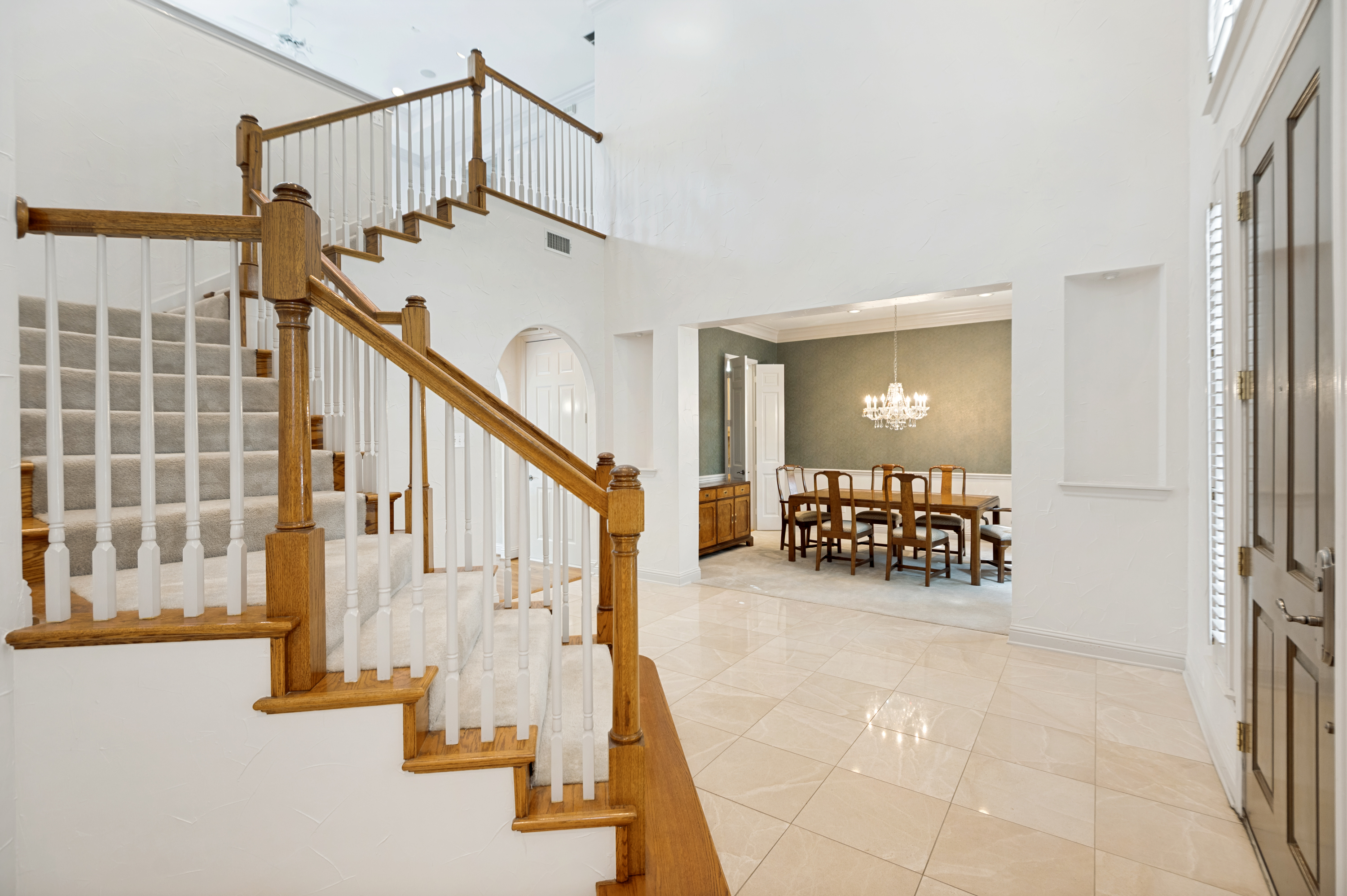  Excellent Opportunity on Edith Court in Midway Hollow - 物件實景