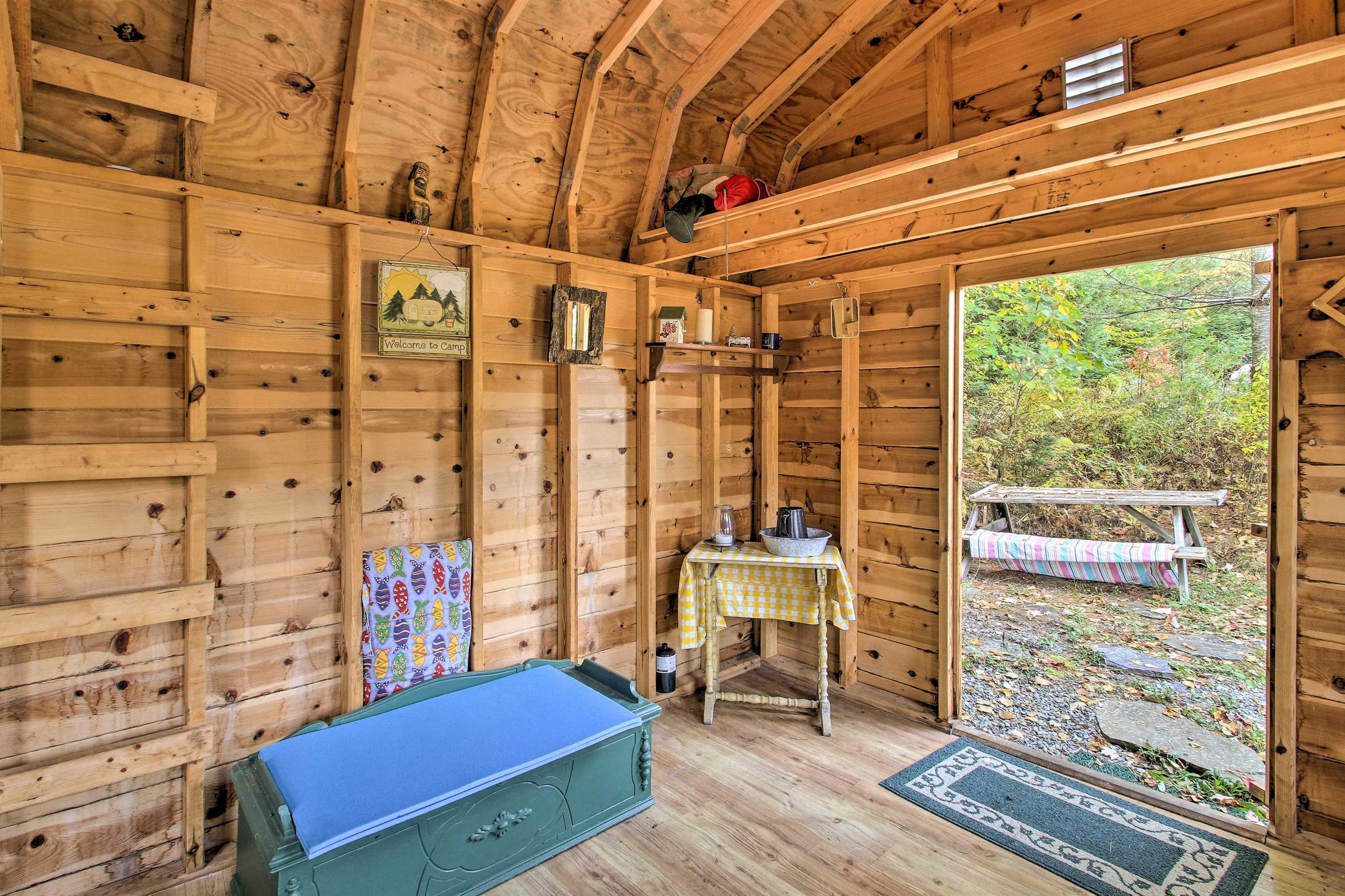 Easton, New Hampshire, 03580, United States, 3 Bedrooms Bedrooms, ,2 BathroomsBathrooms,Residential,For Sale,1846634