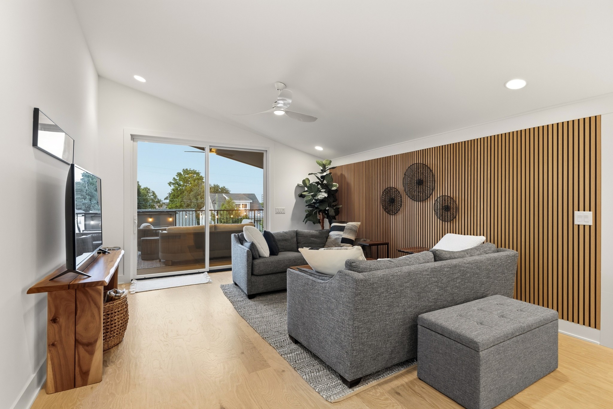  1405A 10th Ave N, Nashville, TN, 37208 - 物件實景
