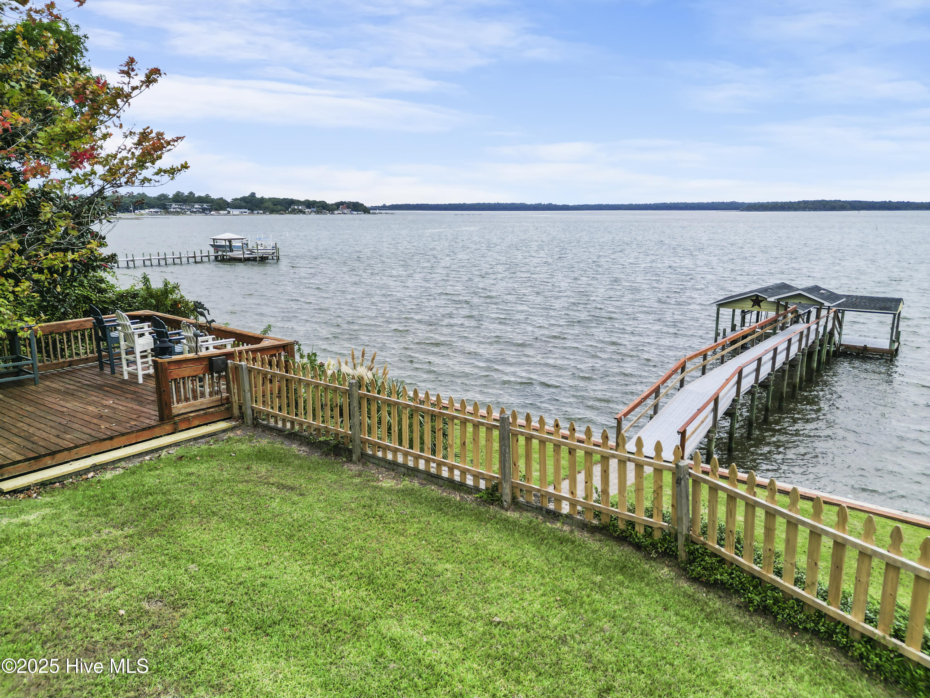 Sneads Ferry, North Carolina, 28460, United States, 4 Bedrooms Bedrooms, ,3 BathroomsBathrooms,Residential,For Sale,1947068