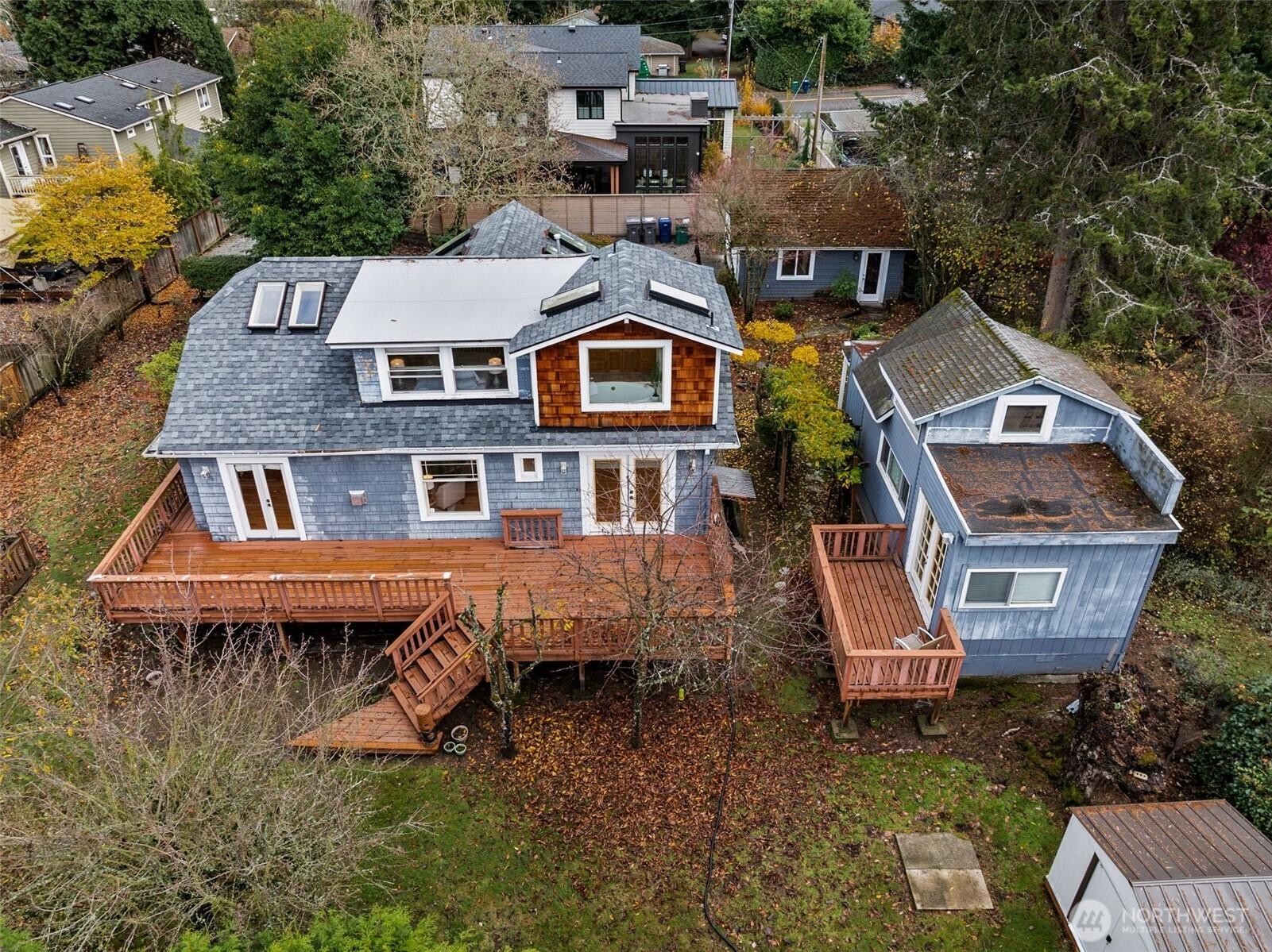 KIRKLAND, Washington, 98033, United States, 4 Bedrooms Bedrooms, ,3 BathroomsBathrooms,Residential,For Sale,1995728