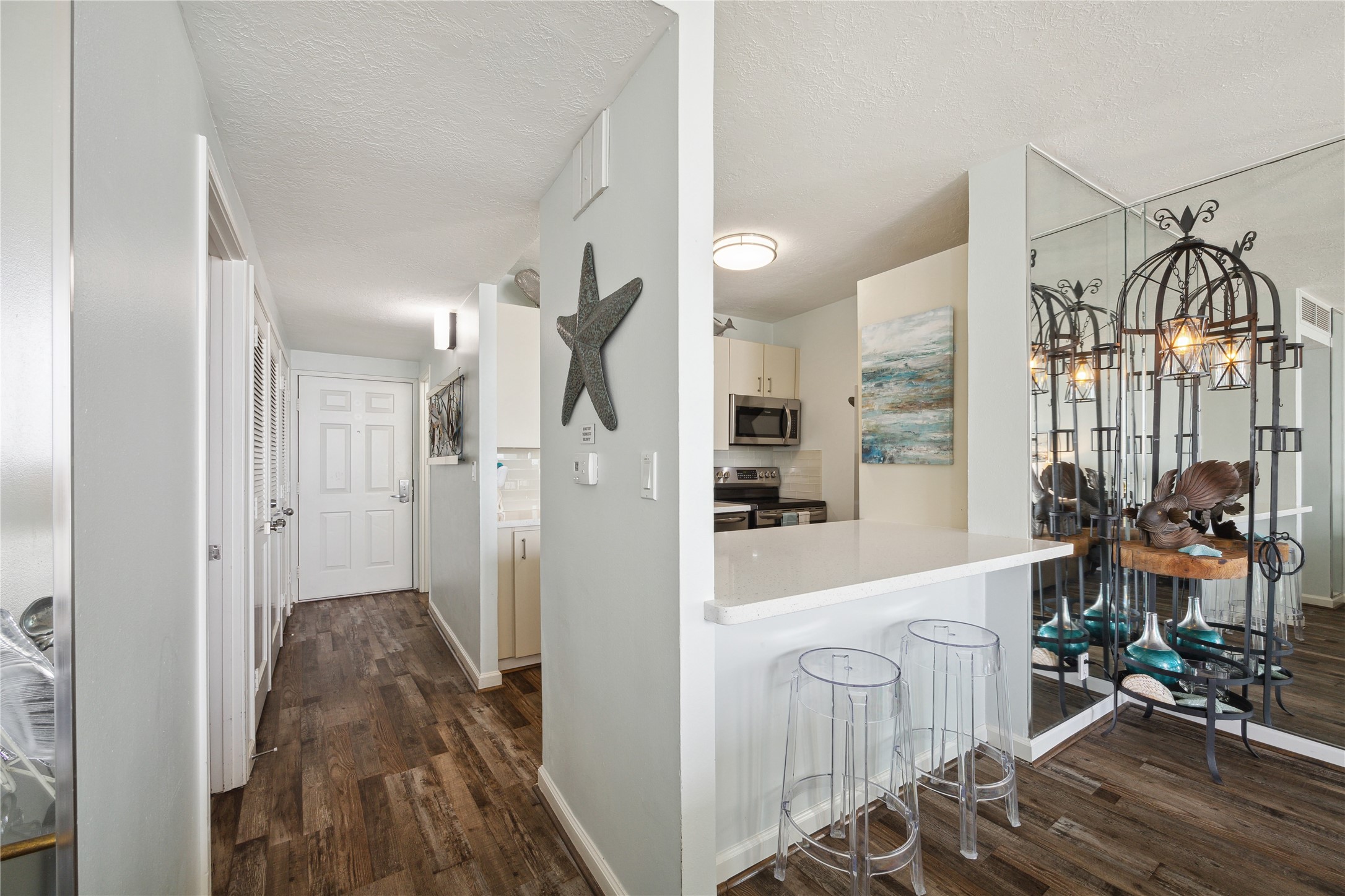  1401 E Beach Drive #509 - 物件實景