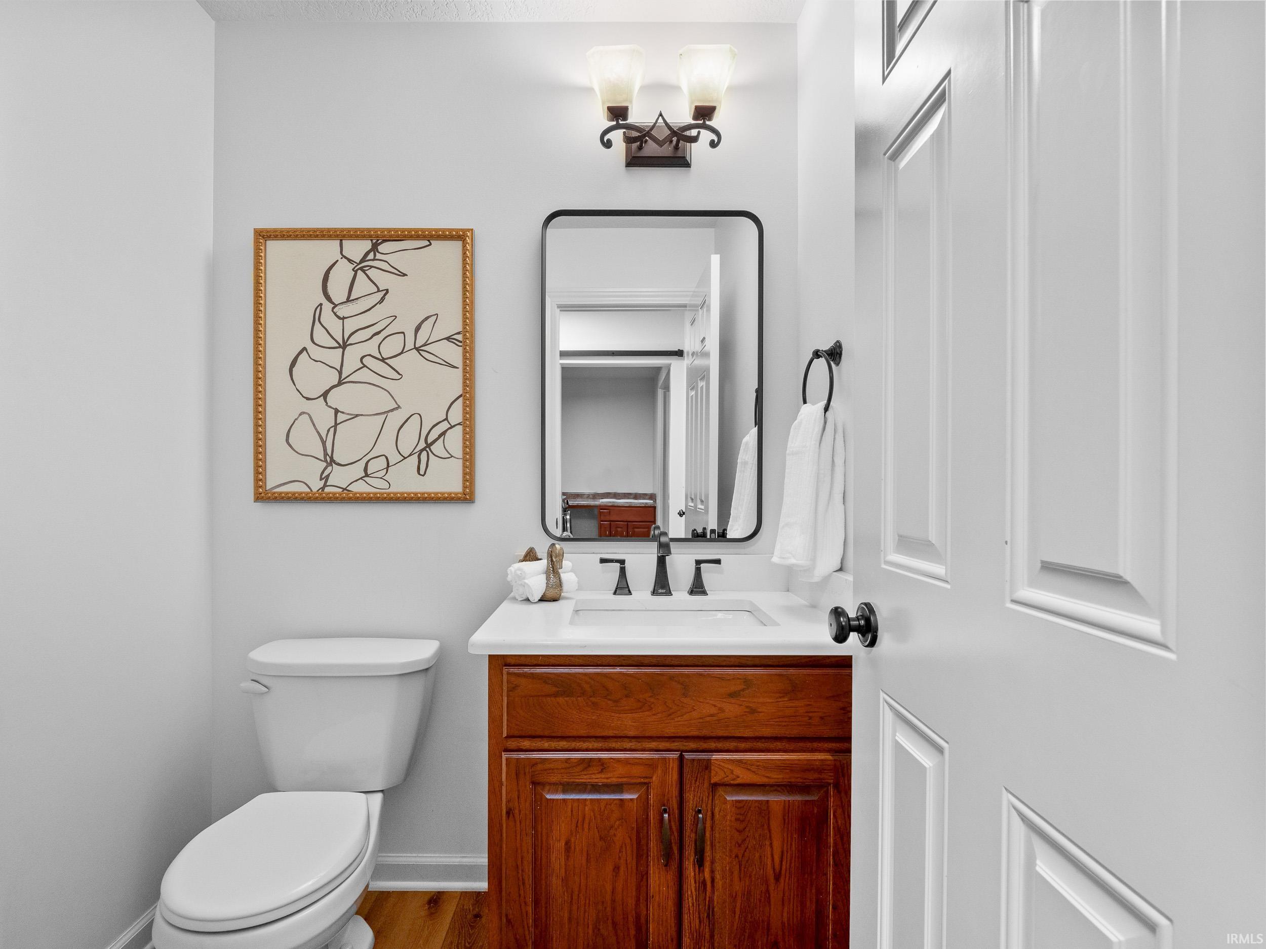 Huntertown, Indiana, 46748, United States, 5 Bedrooms Bedrooms, ,5 BathroomsBathrooms,Residential,For Sale,1982642