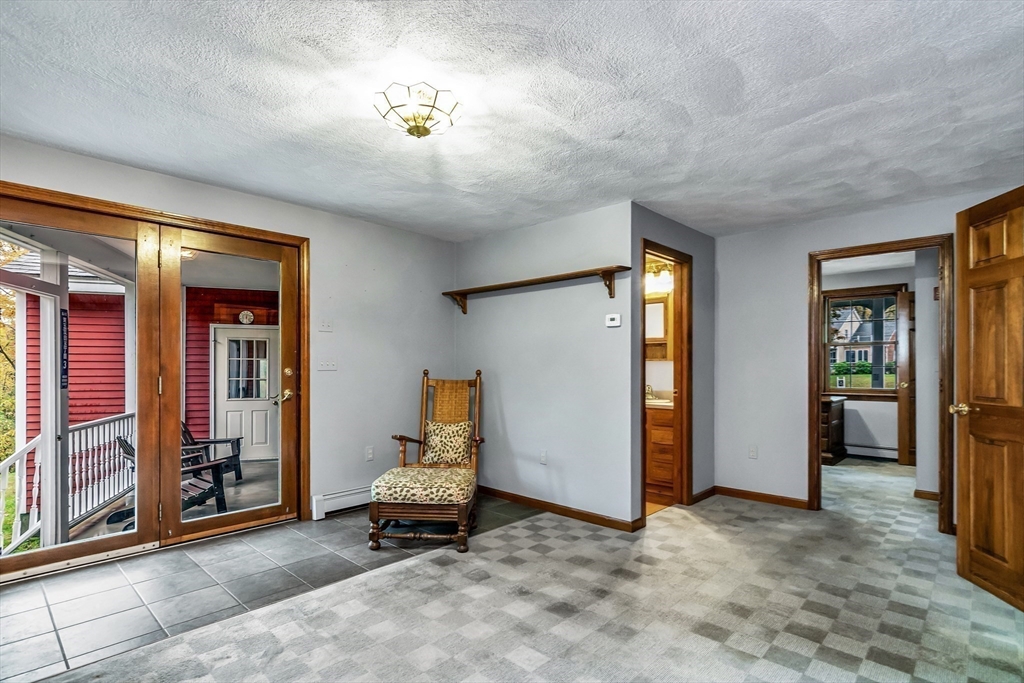 Dracut, Massachusetts, 01826, United States, 3 Bedrooms Bedrooms, ,2 BathroomsBathrooms,Residential,For Sale,1982385