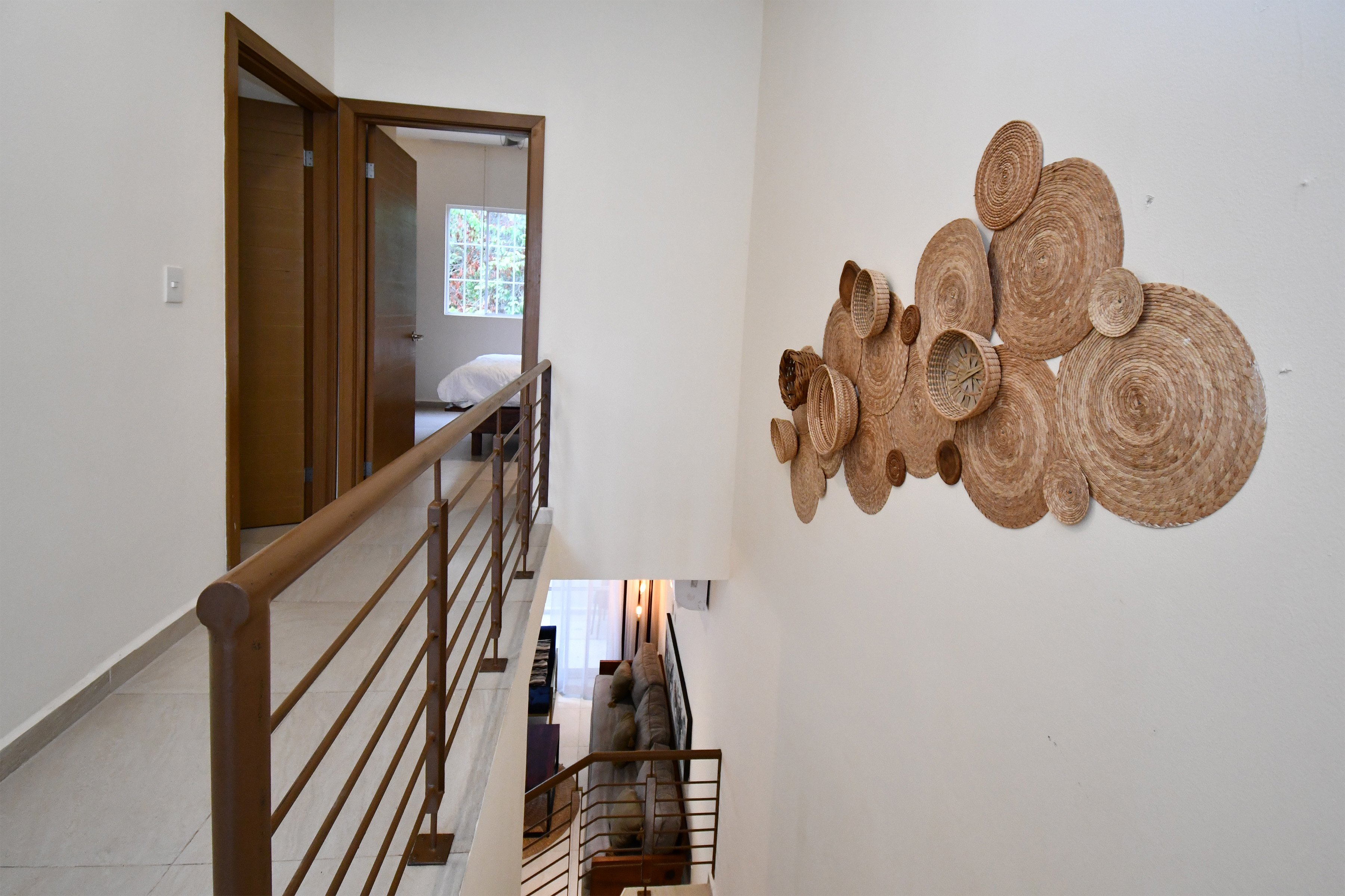  Modern Three-Bedroom Home in Selvanova Coto 3B - 物件實景