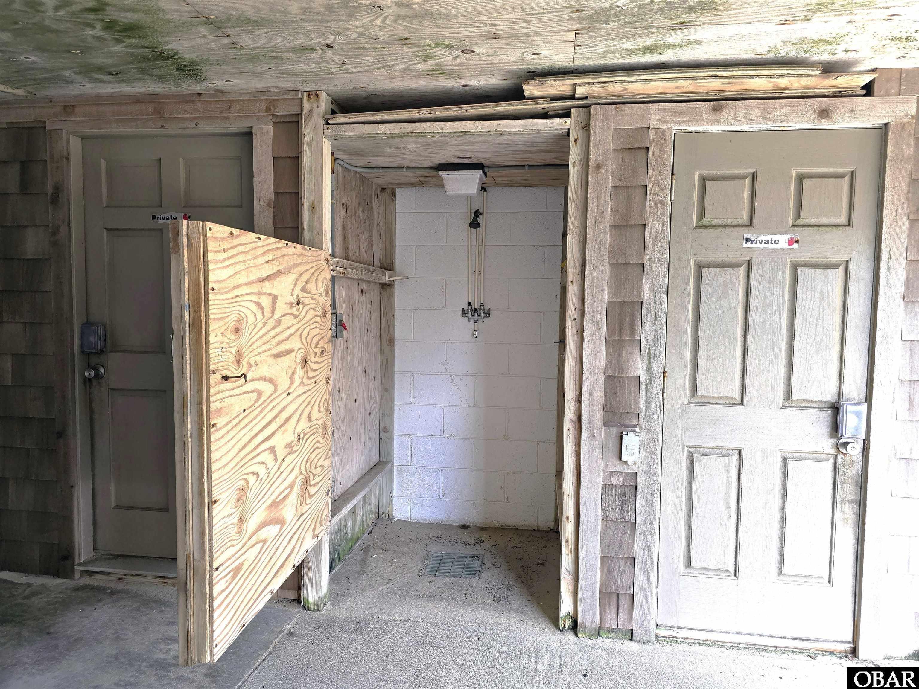 Nags Head, North Carolina, 27959, United States, 2 Bedrooms Bedrooms, ,3 BathroomsBathrooms,Residential,For Sale,1912507
