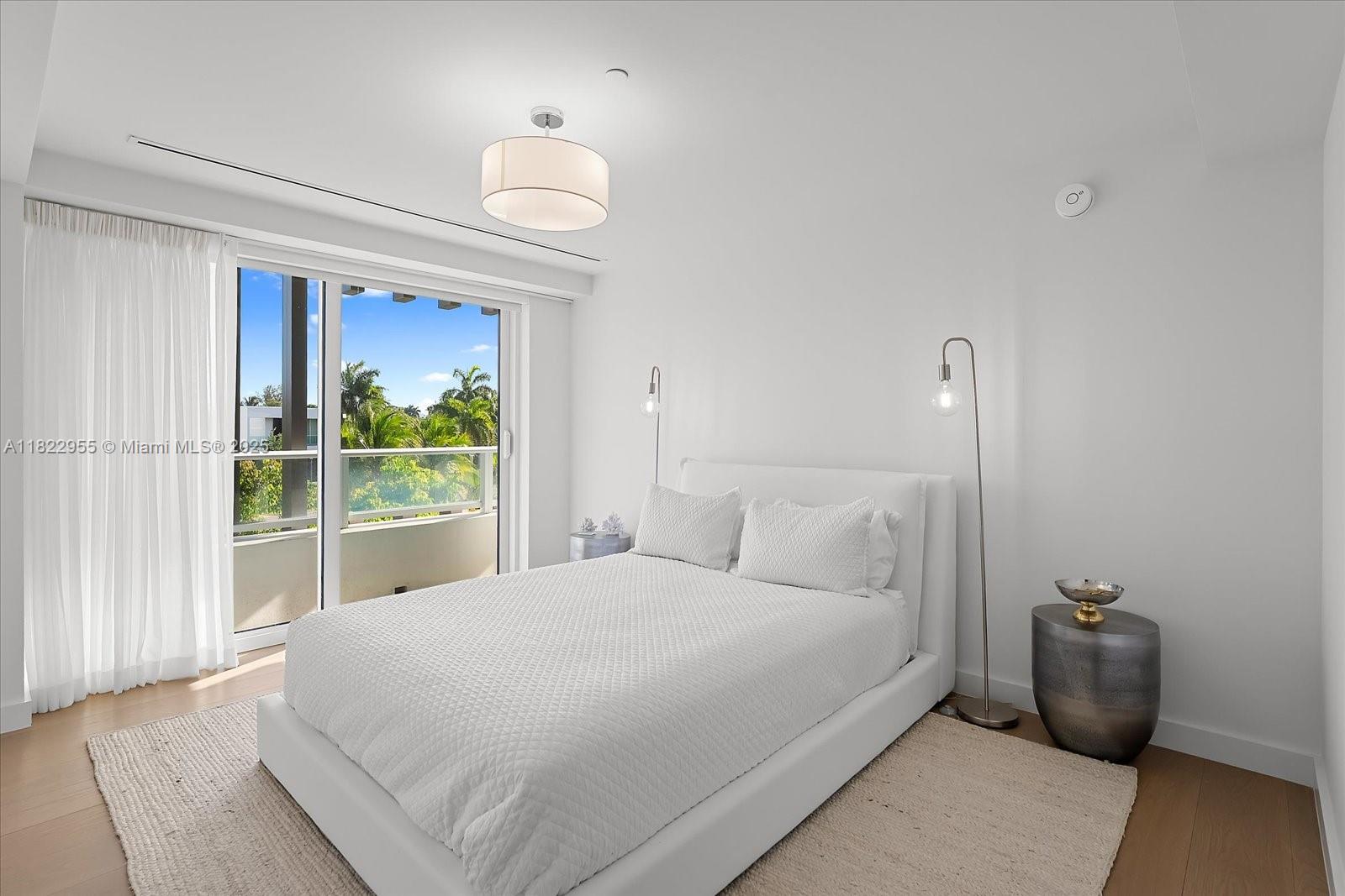 Miami Beach, Florida, 33140, United States, 4 Bedrooms Bedrooms, ,5 BathroomsBathrooms,Residential,For Sale,1949719