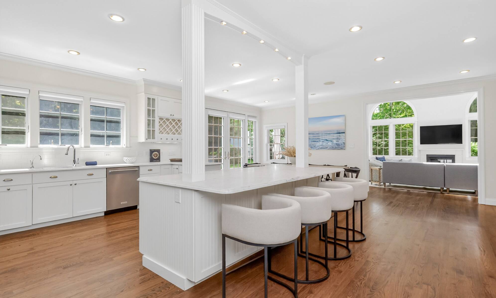  Sag Harbor Village Traditional Minutes to Town and Haven