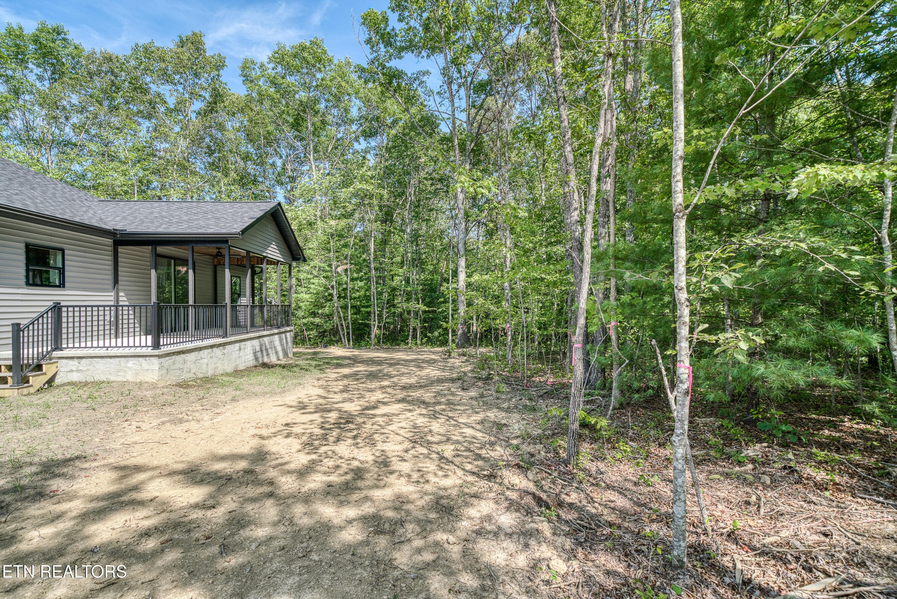 Crossville, Tennessee, 38558, United States, 3 Bedrooms Bedrooms, ,2 BathroomsBathrooms,Residential,For Sale,1937807