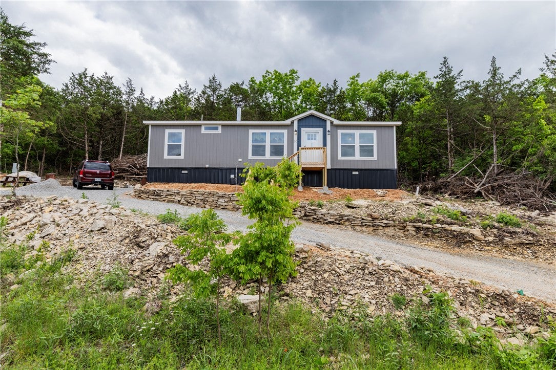 Sunset Ln, Holiday Island, AR 72631