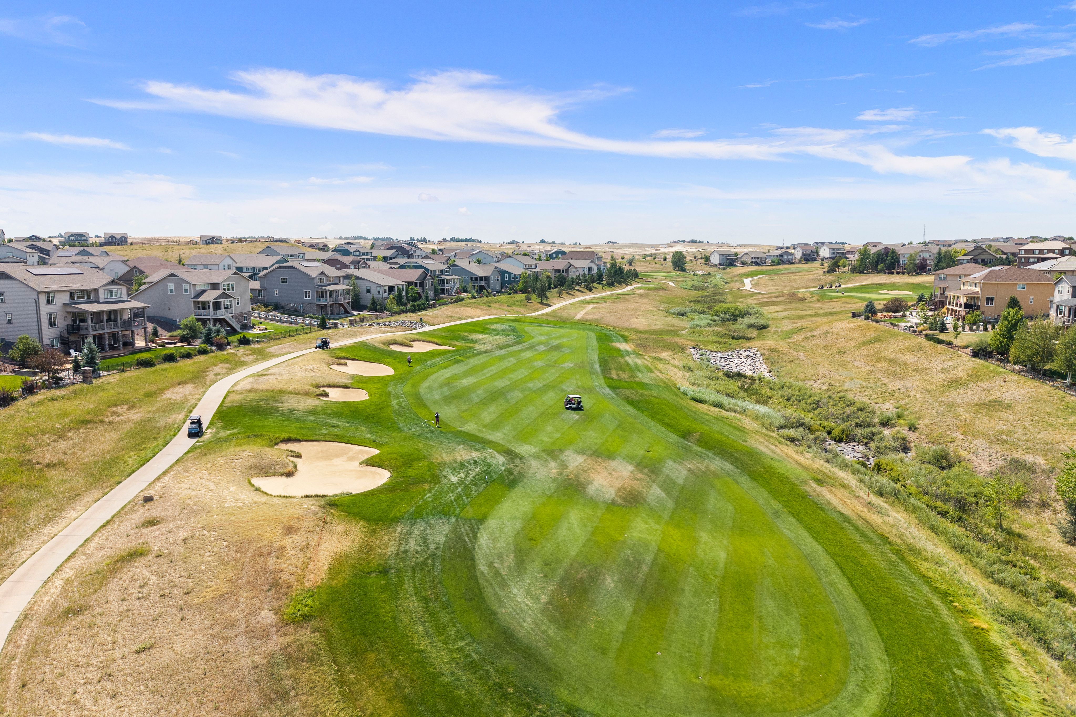  Backing to the Blackstone Country Club and Golf Course - 物件實景