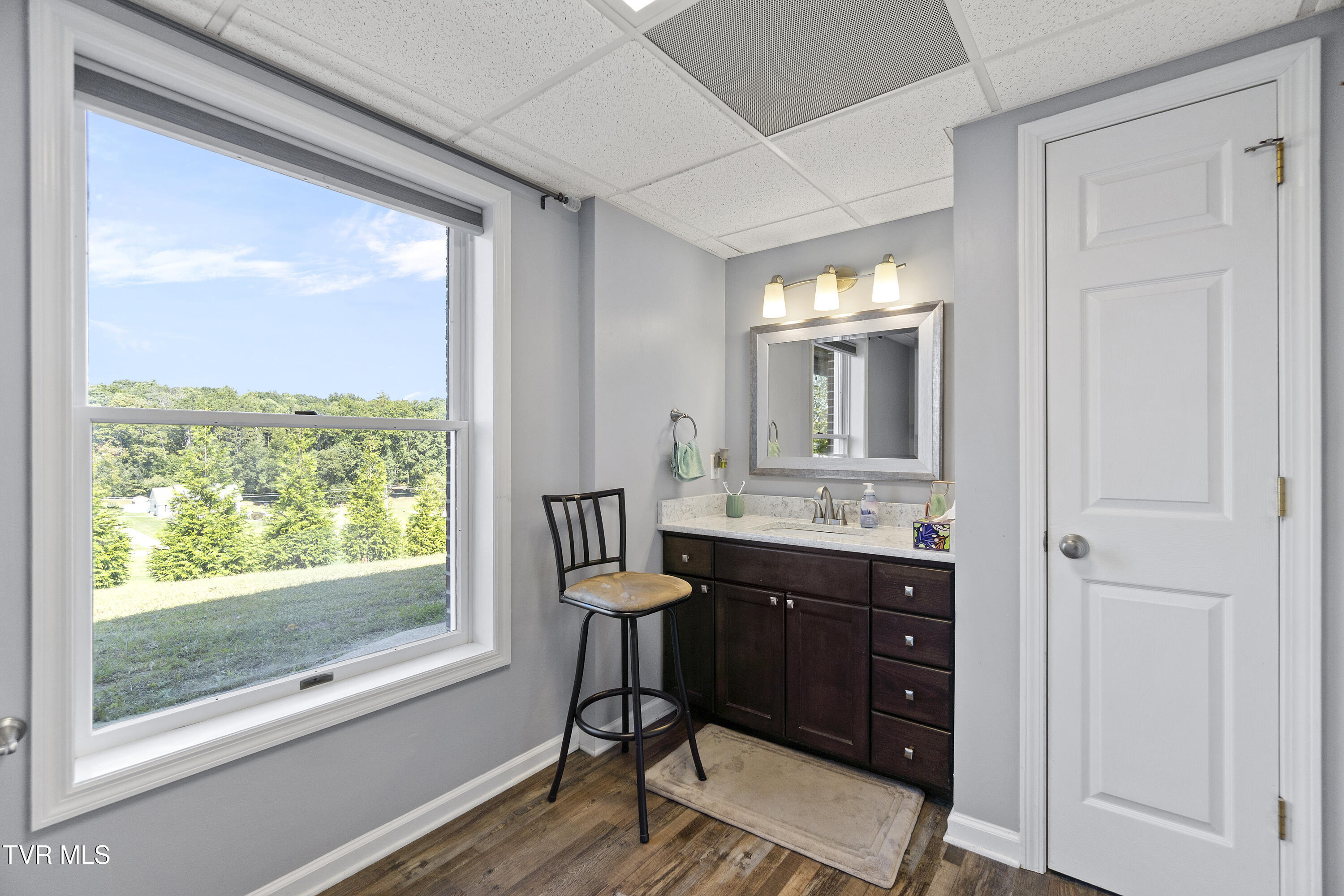 Greeneville, Tennessee, 37743, United States, 4 Bedrooms Bedrooms, ,3 BathroomsBathrooms,Residential,For Sale,1997780