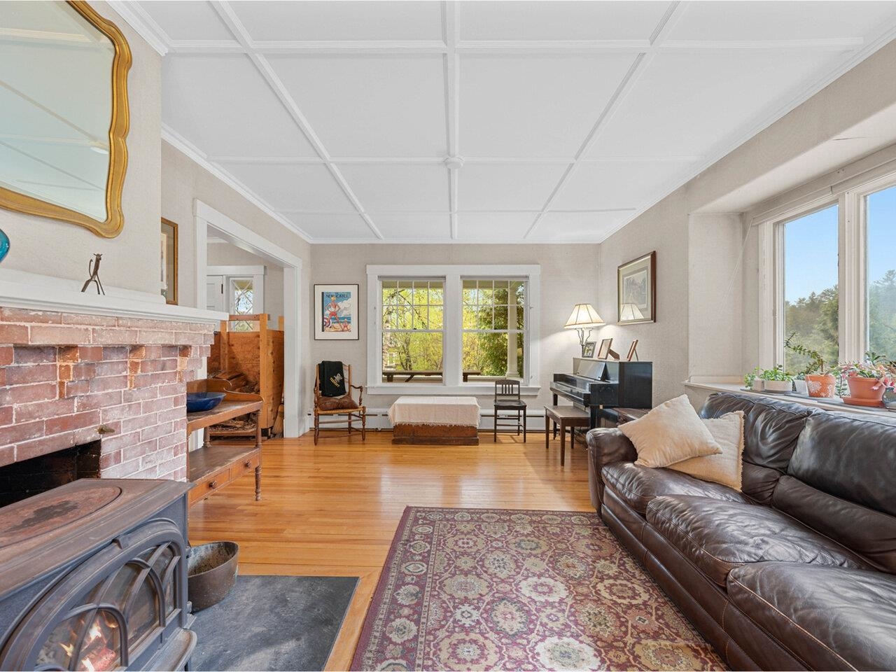 Montpelier, Vermont, 05602, United States, 5 Bedrooms Bedrooms, ,3 BathroomsBathrooms,Residential,For Sale,1821118